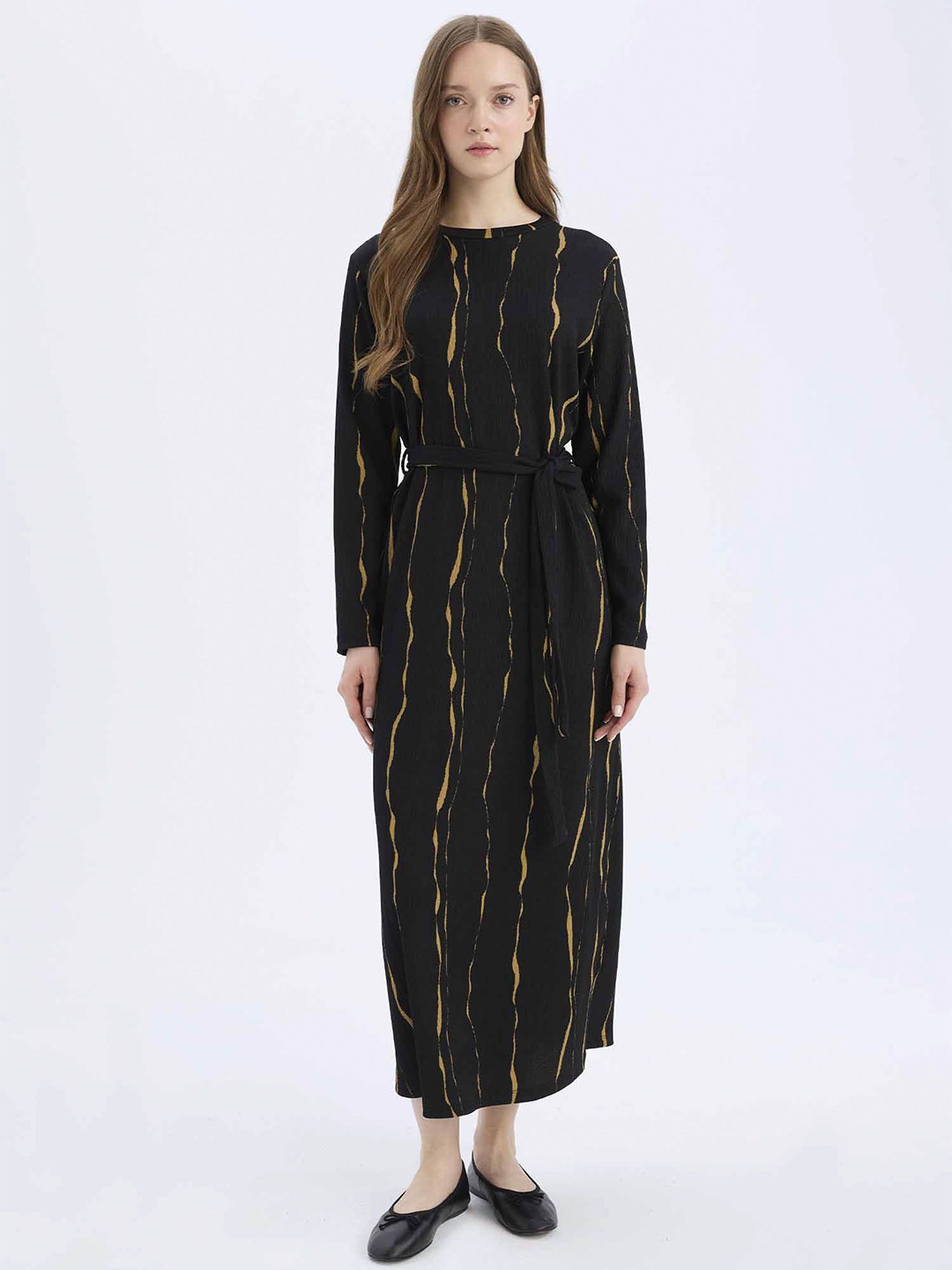 

DeFacto Printed Shift Dress, Black