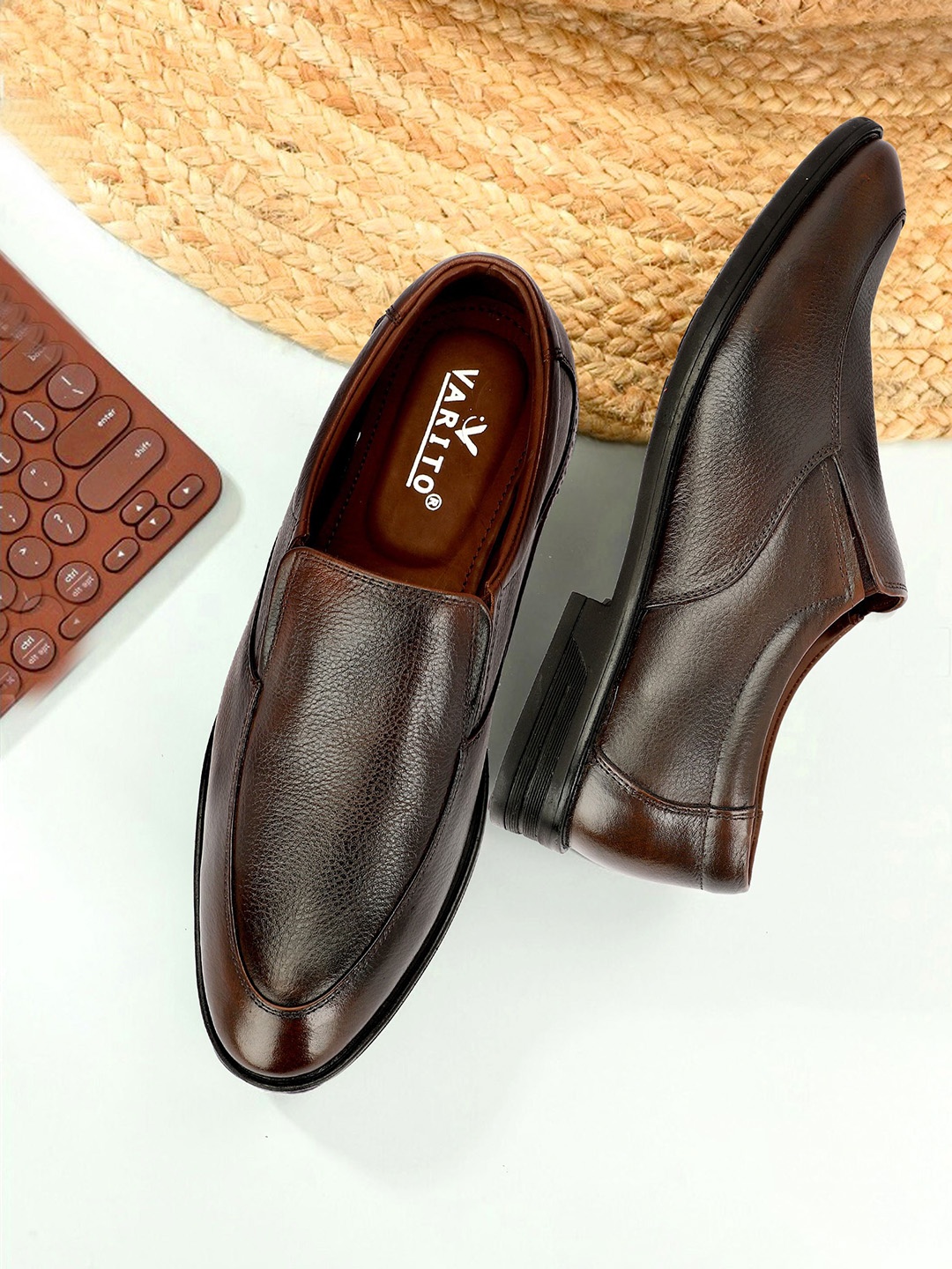 

Varito Men Textured Leather Formal Slip-On Shoes, Brown