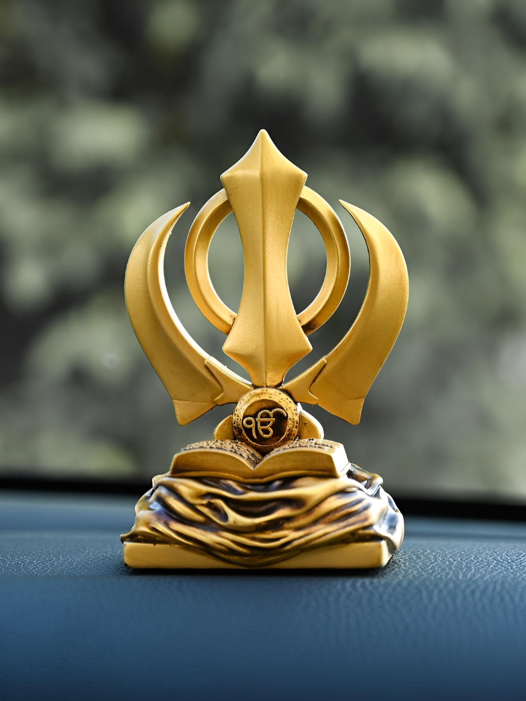 

Artarium LLP Brown Showpiece