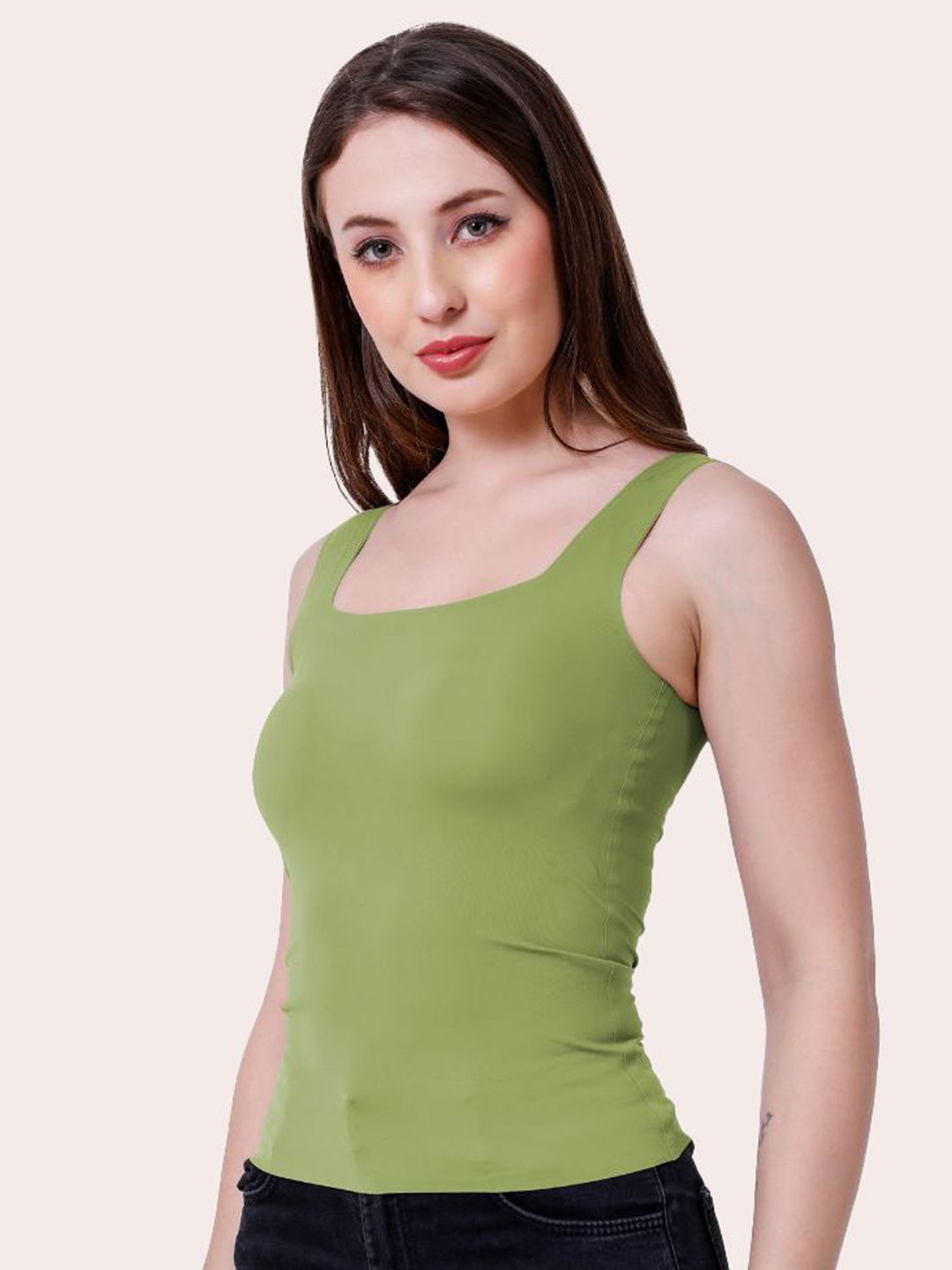 

Sizi Solid Shoulder Straps Tank Top, Green