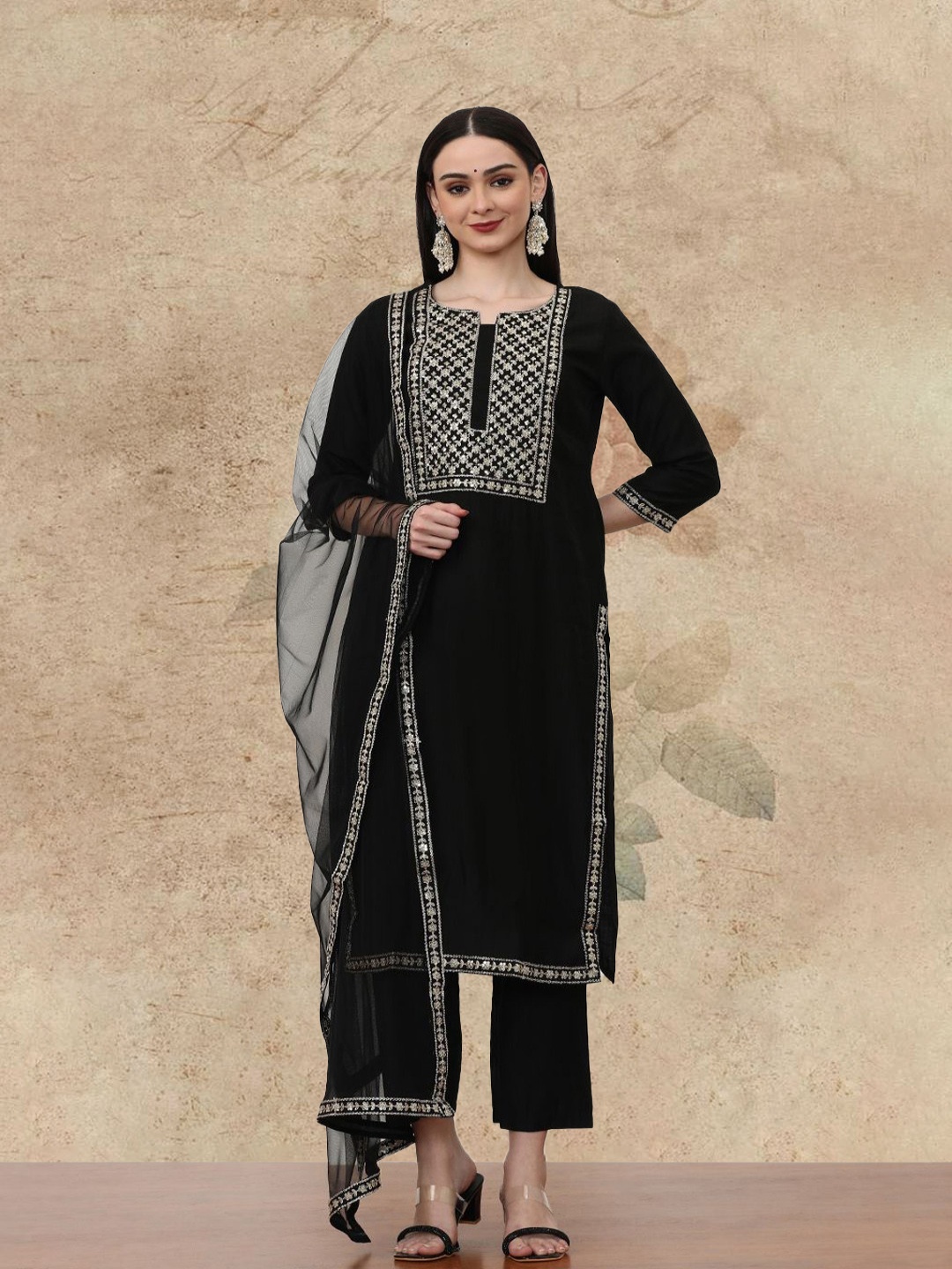 

AVANSHEE Yoke Design Round Neck Straight Kurta with Trouser And Dupatta, Black