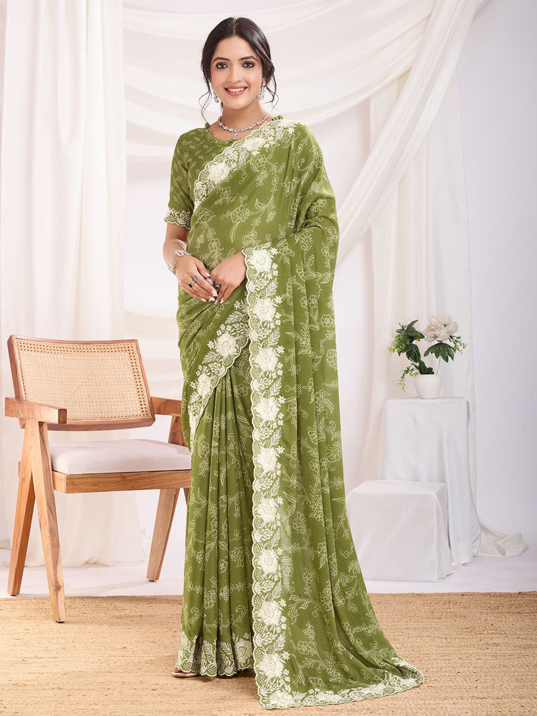 

Mitera Embroidered Poly Georgette Saree, Olive