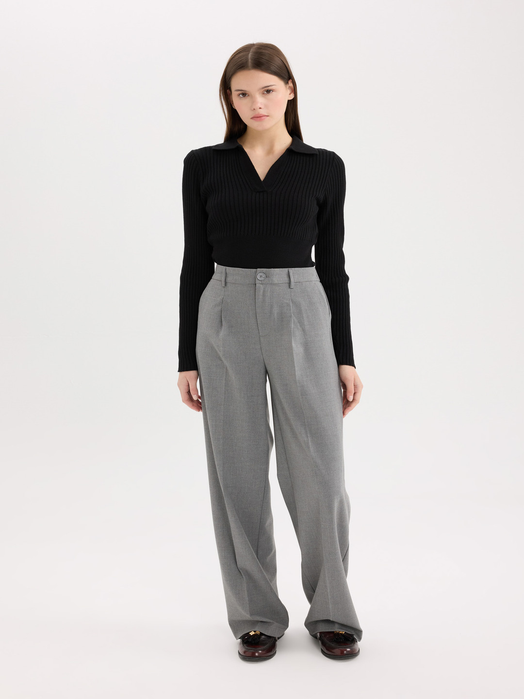 

DeFacto Women Mid-Rise Trousers, Grey