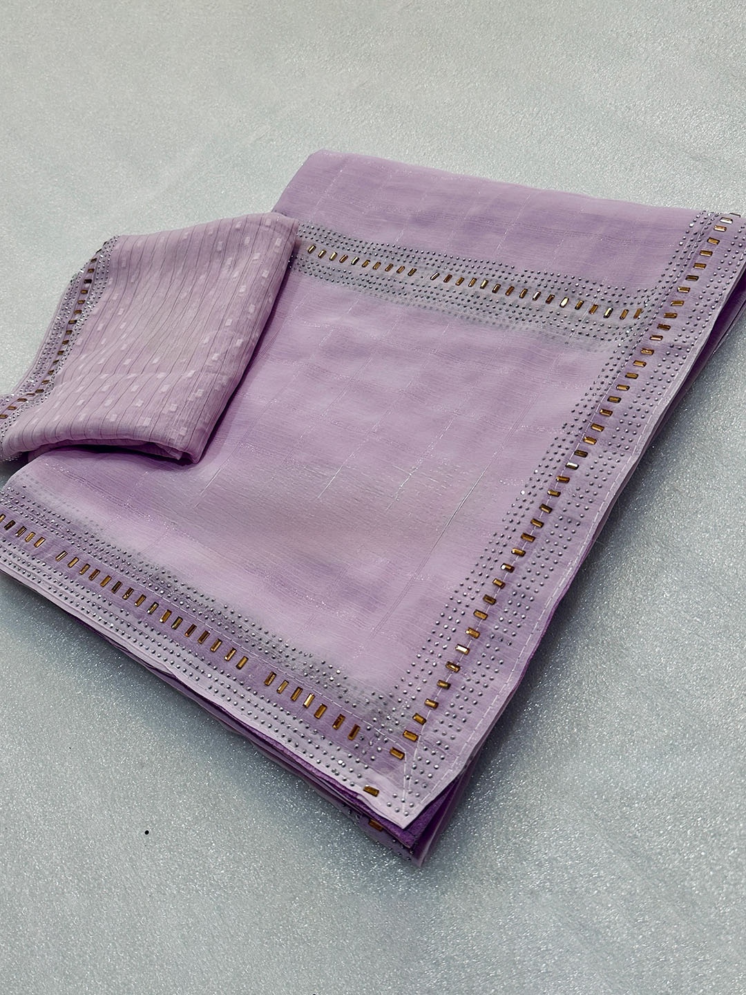 

PAYAL CREATION Embellished Beads and Stones Pure Georgette Saree, Purple