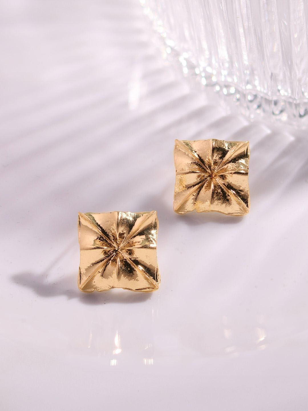 

DressBerry Stainless Steel Gold-Plated Square Studs