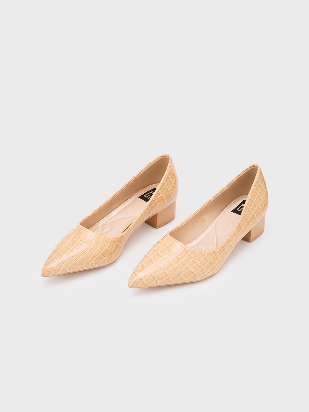 

Sole To Soul Women Textured Block Pumps, Camel brown