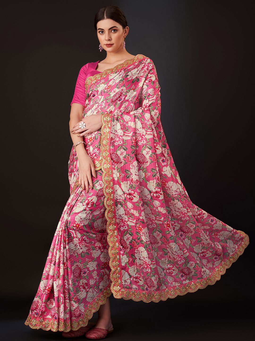 

Panzora Floral Gotta Patti Silk Blend Designer Saree, Pink