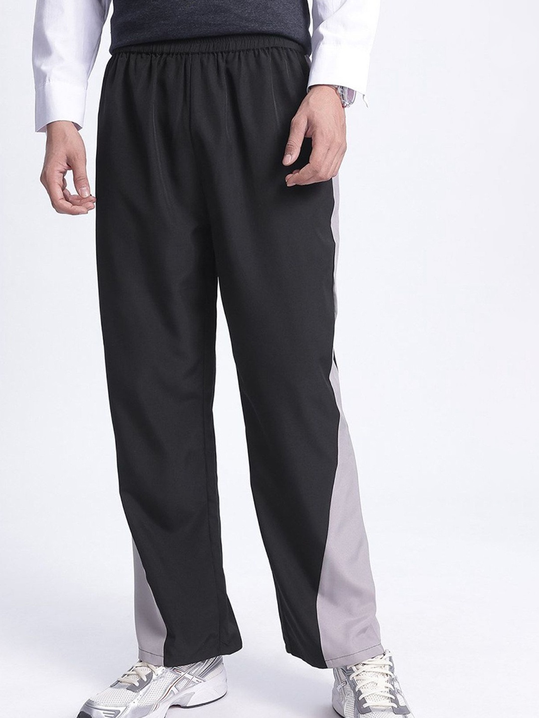 

culish Men Striped Mid Rise Track Pants, Black