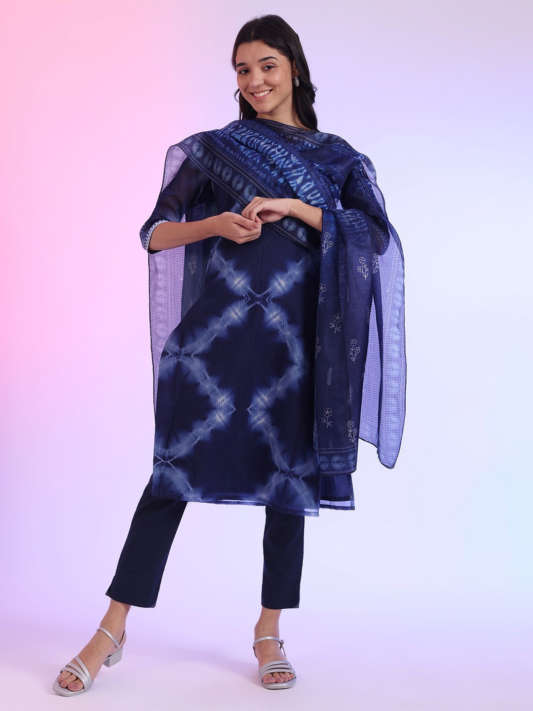 

AURELIA Floral Printed Dupatta, Blue