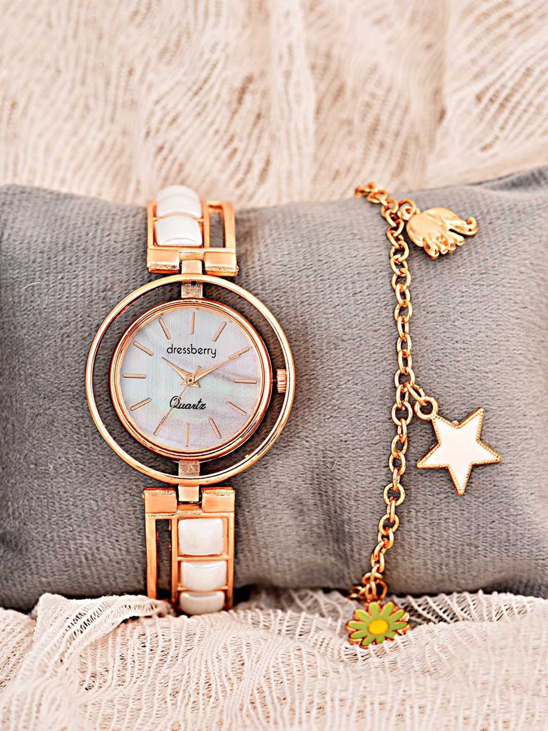 

DressBerry Women Watch & Bracelet Gift Set, Rose gold