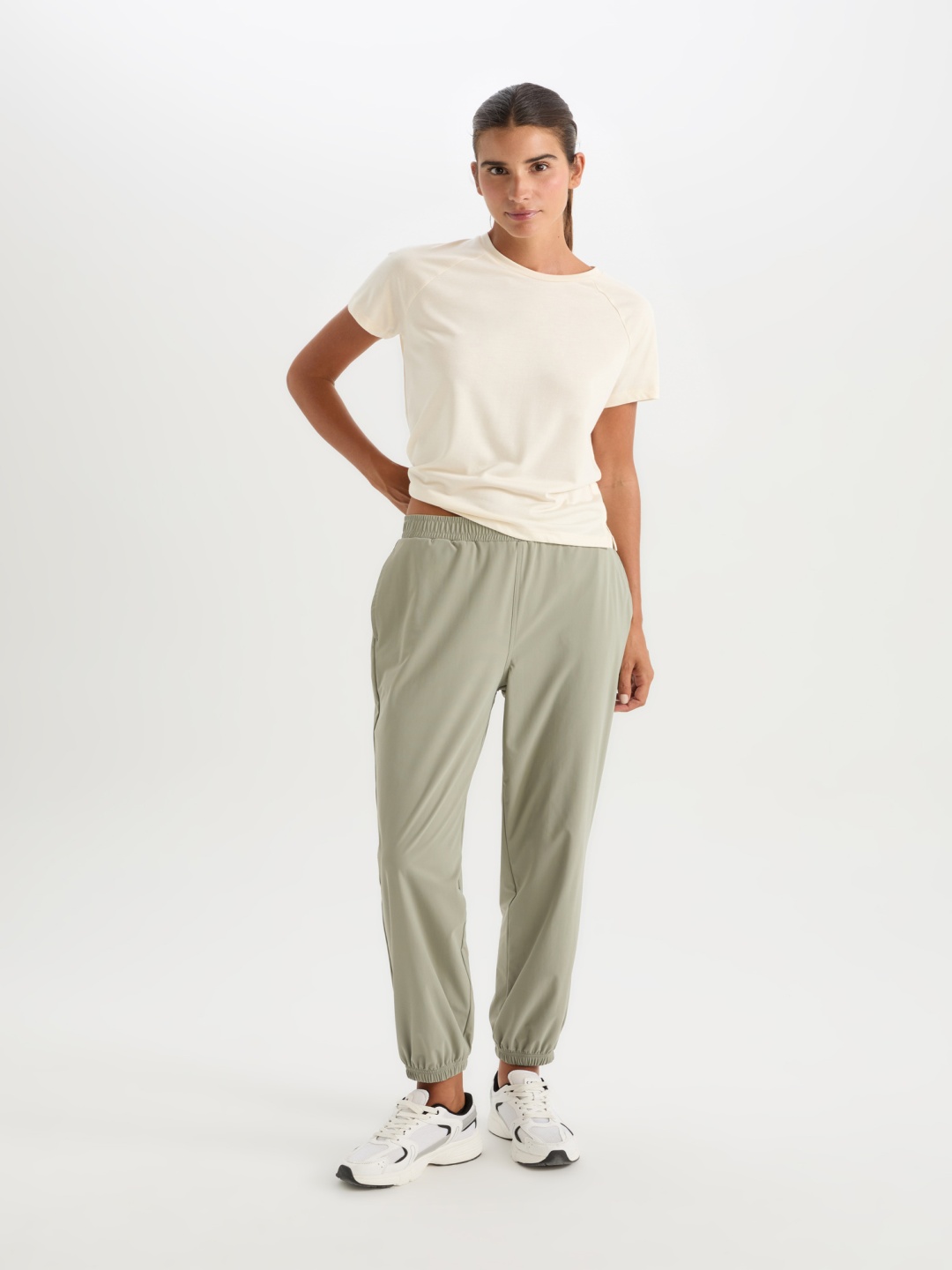 

DeFacto Women Joggers Slip On Trousers, Khaki