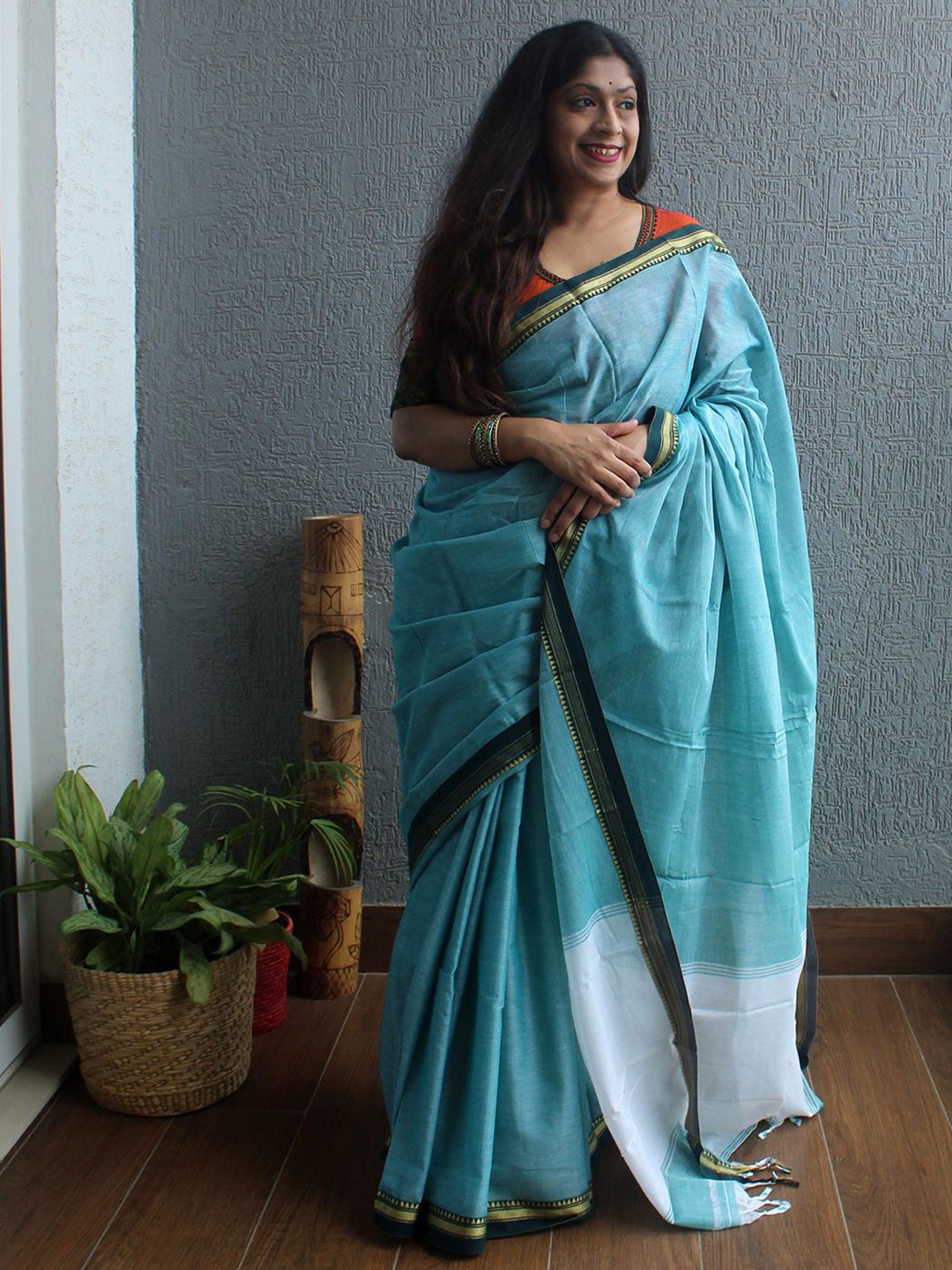 

Weaves of Tradition Zari Pure Cotton Narayan Peth Saree, Blue