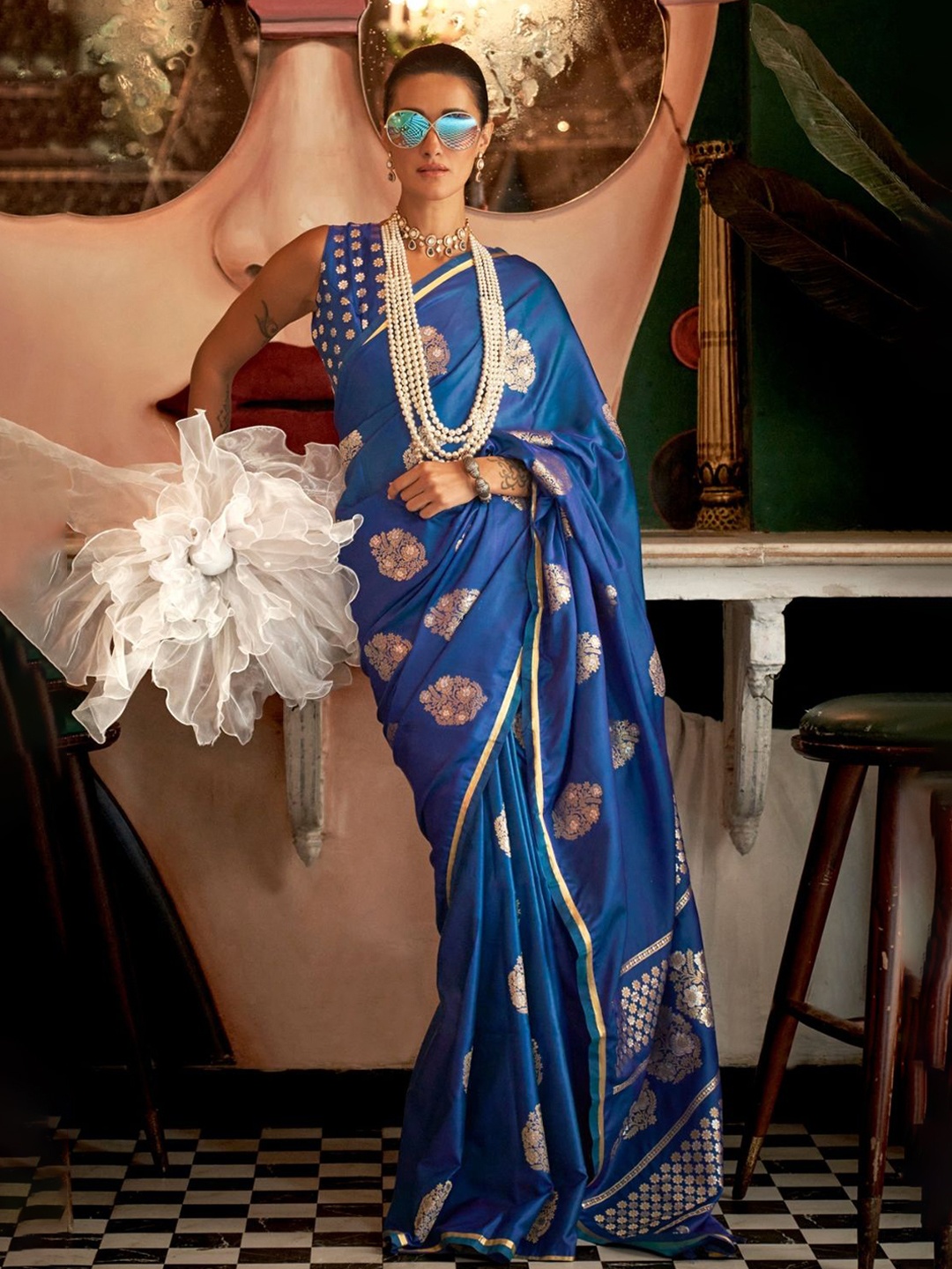 

BLENDIFY Floral Zari Satin Designer Banarasi Saree, Blue