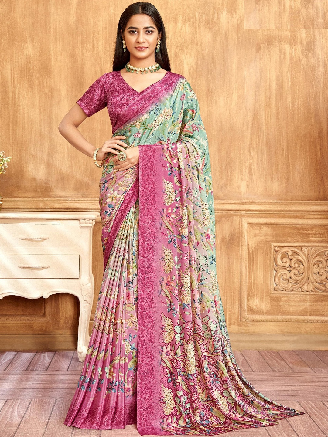 

DURGA EMPORIO Floral Printed Pure Crepe Saree, Sea green