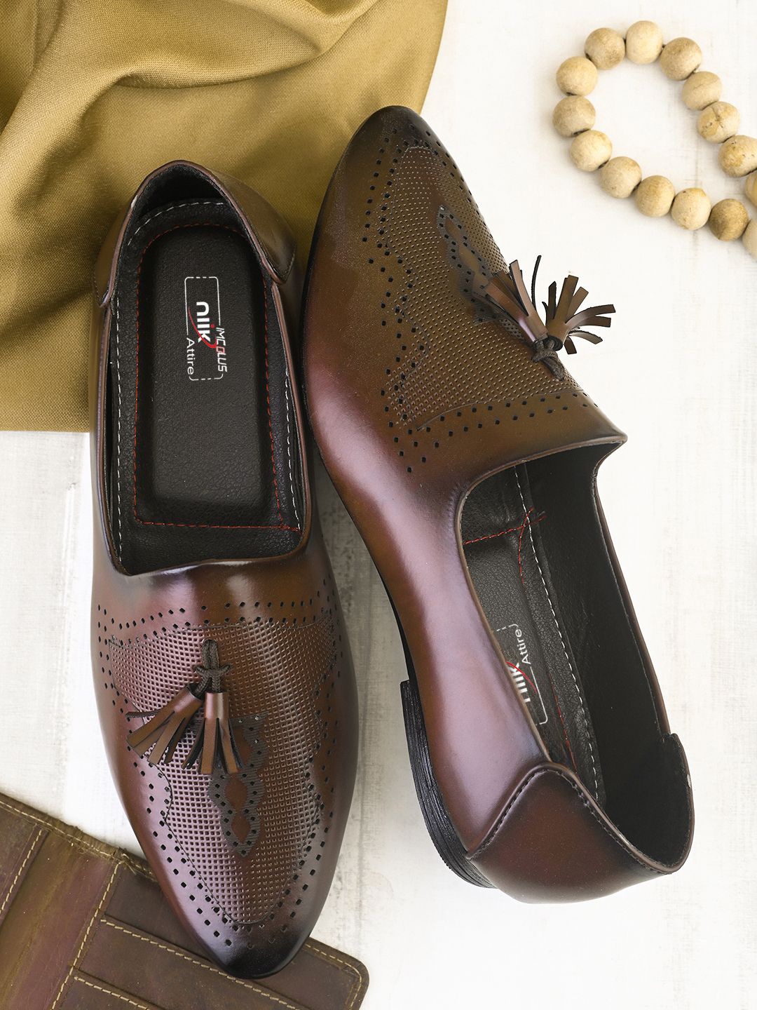 

IMCOLUS Men Lightweight Mojaris, Brown