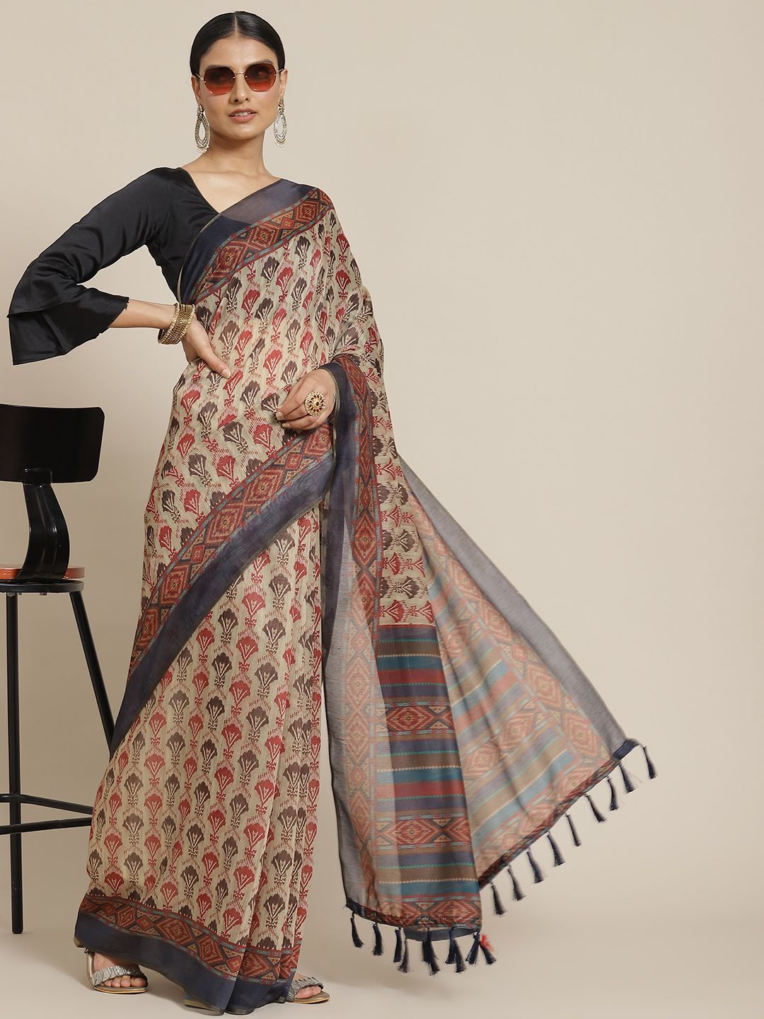 

DIVASTRI Digital Printed Kalamkari Chanderi Cotton Saree With Tassels, Beige