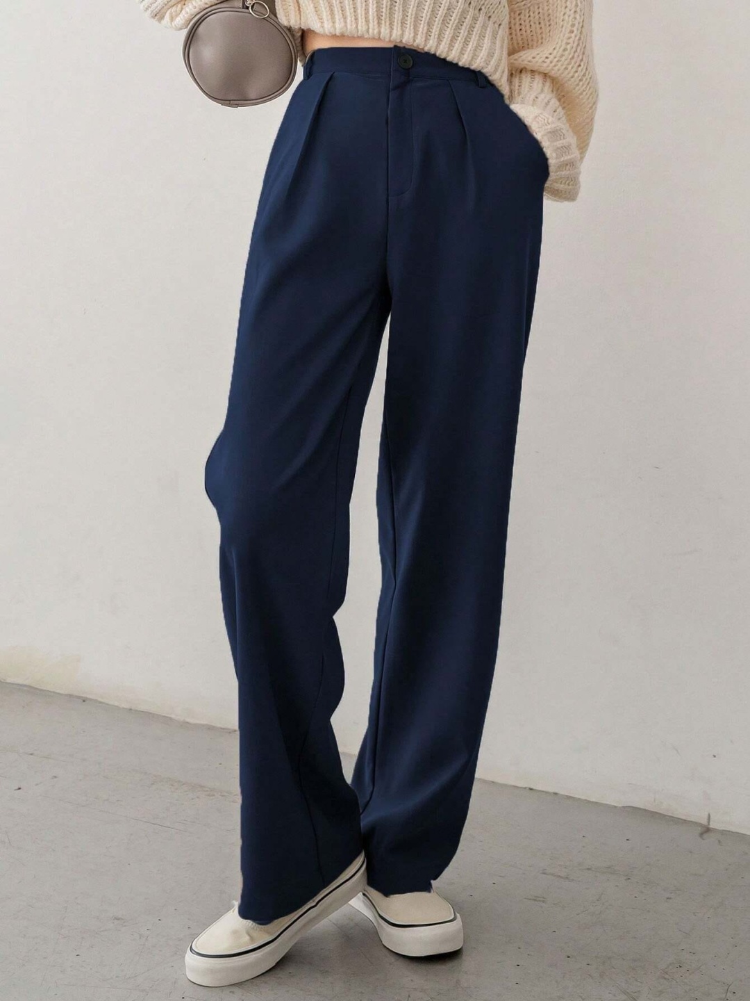 

FNOCKS Women Relaxed Loose Fit High-Rise Trousers, Navy blue