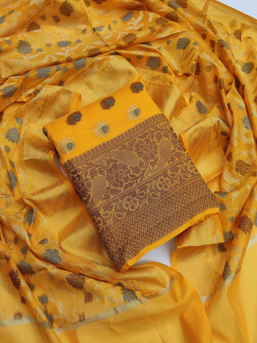 

HERE&NOW Paisley Woven Design Banarasi Jacquard Unstitched Dress Material, Yellow