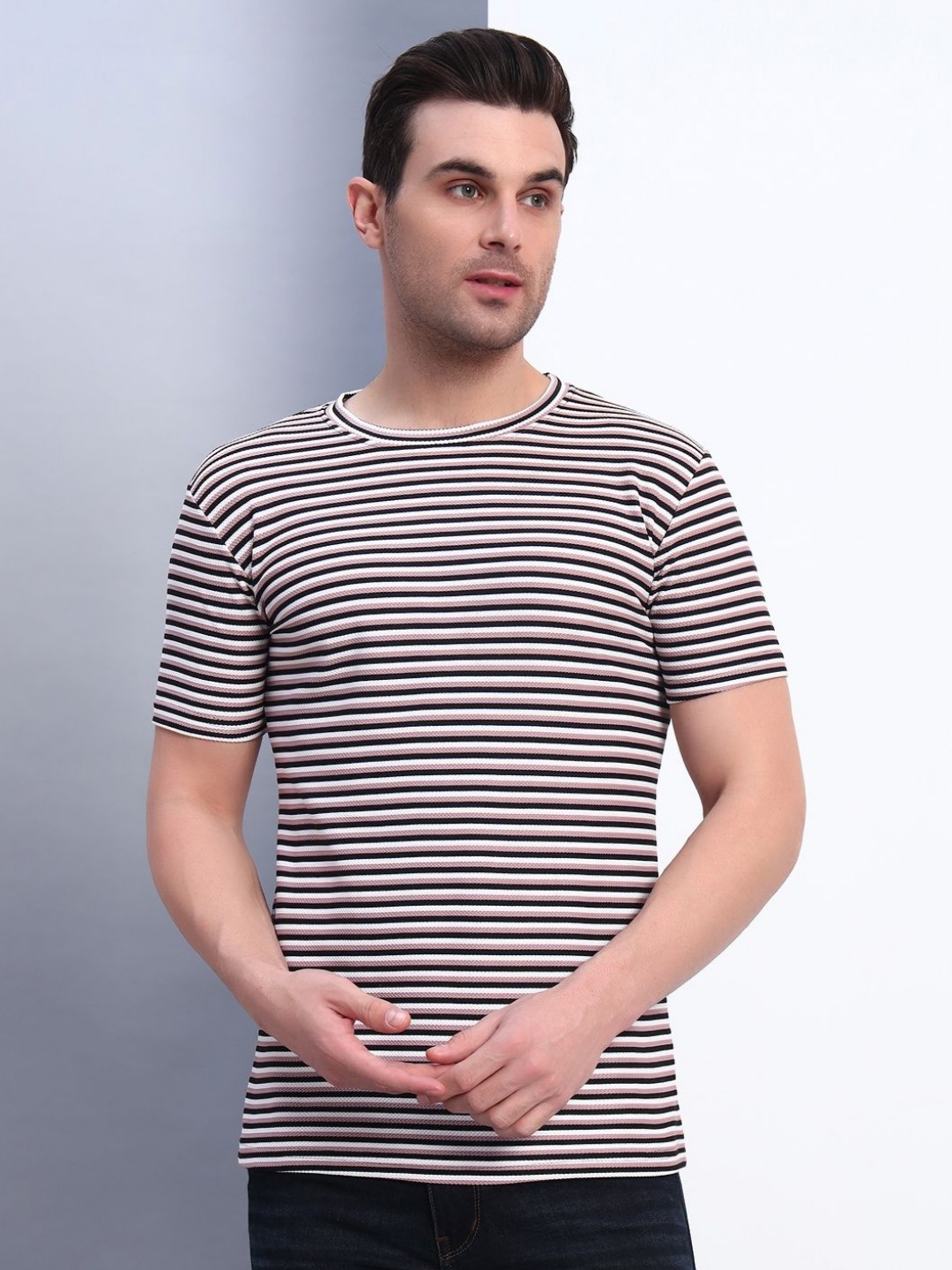 

Metronaut Men Striped Slim Fit T-shirt, White