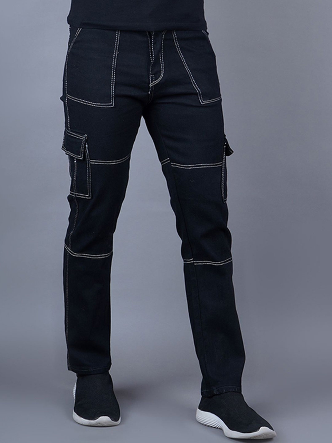 

COMFITS Men Classic Tapered Fit Slash Knee Jeans, Black