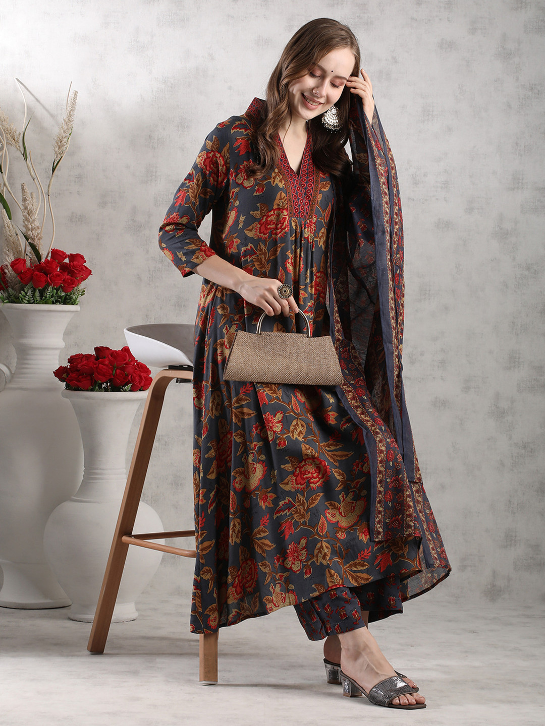 

DIVASTRI Floral Printed V-Neck Anarkali Kurta With Palazzos And Dupatta, Grey