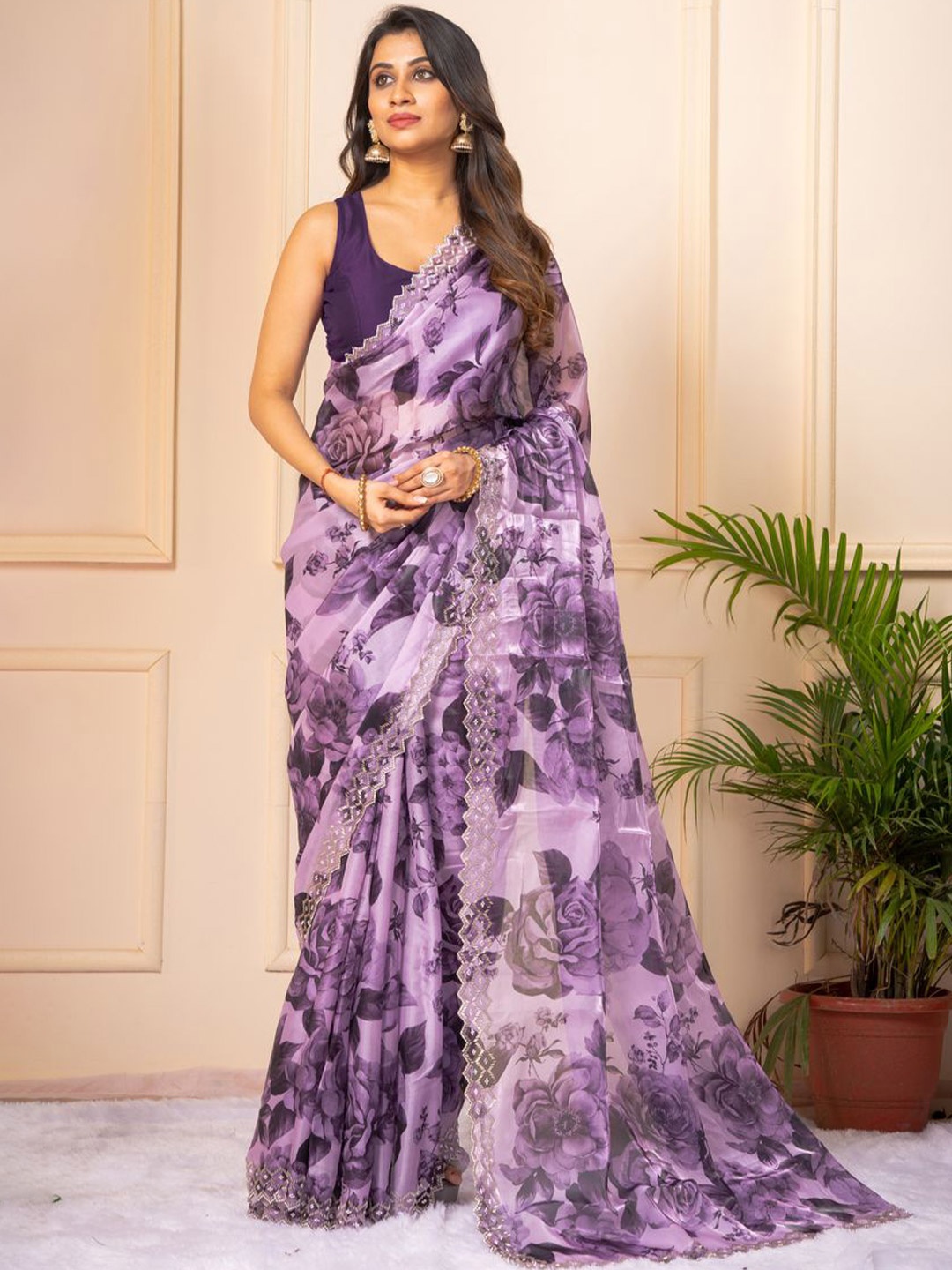 

KAJREE Floral Beads and Stones Satin Saree, Purple