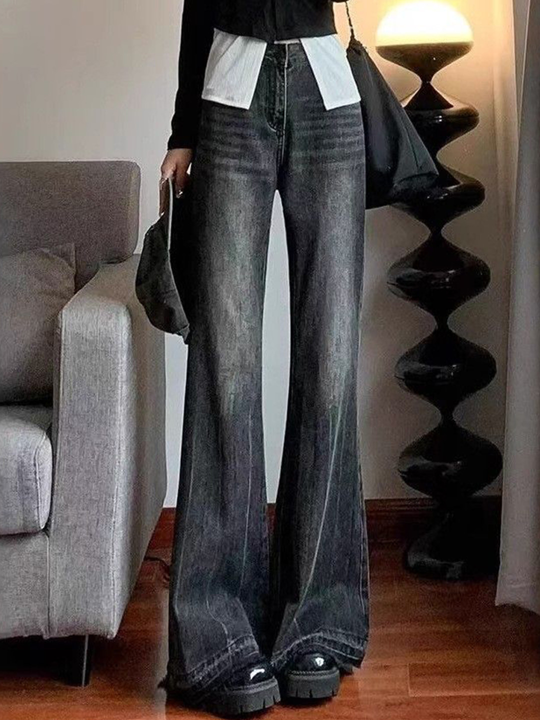 

StyleCast x Revolte Women Bootcut Light Fade Mid-Rise Jeans, Black