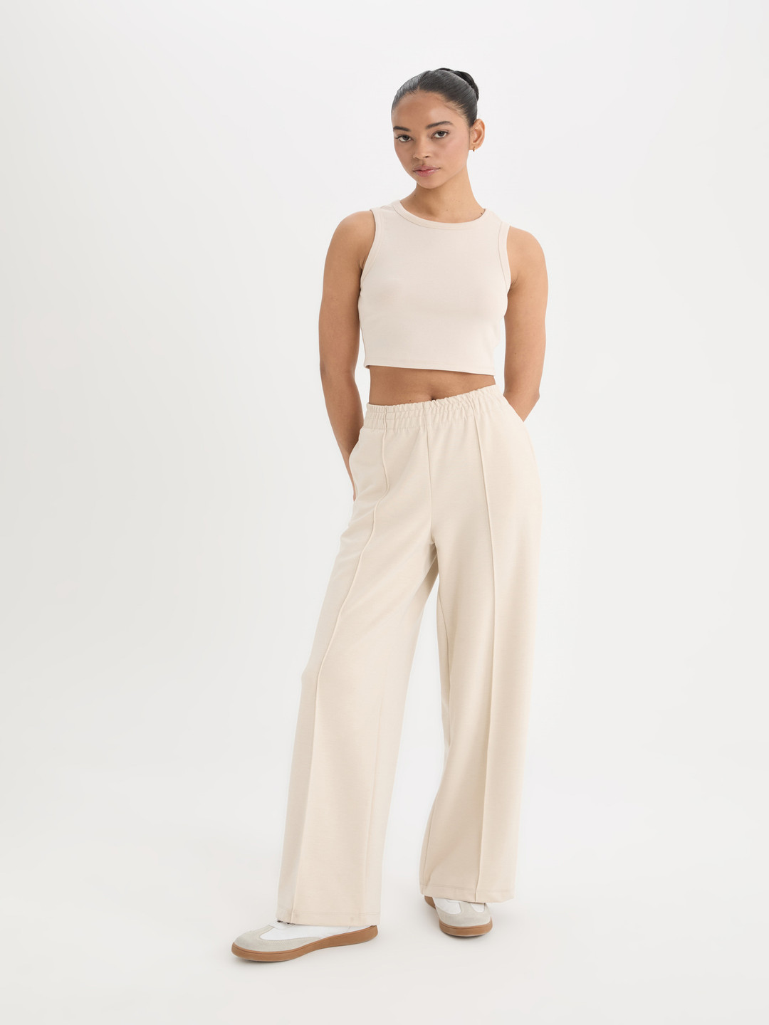 

DeFacto Women Mid-Rise Pleated Parallel Trousers, White