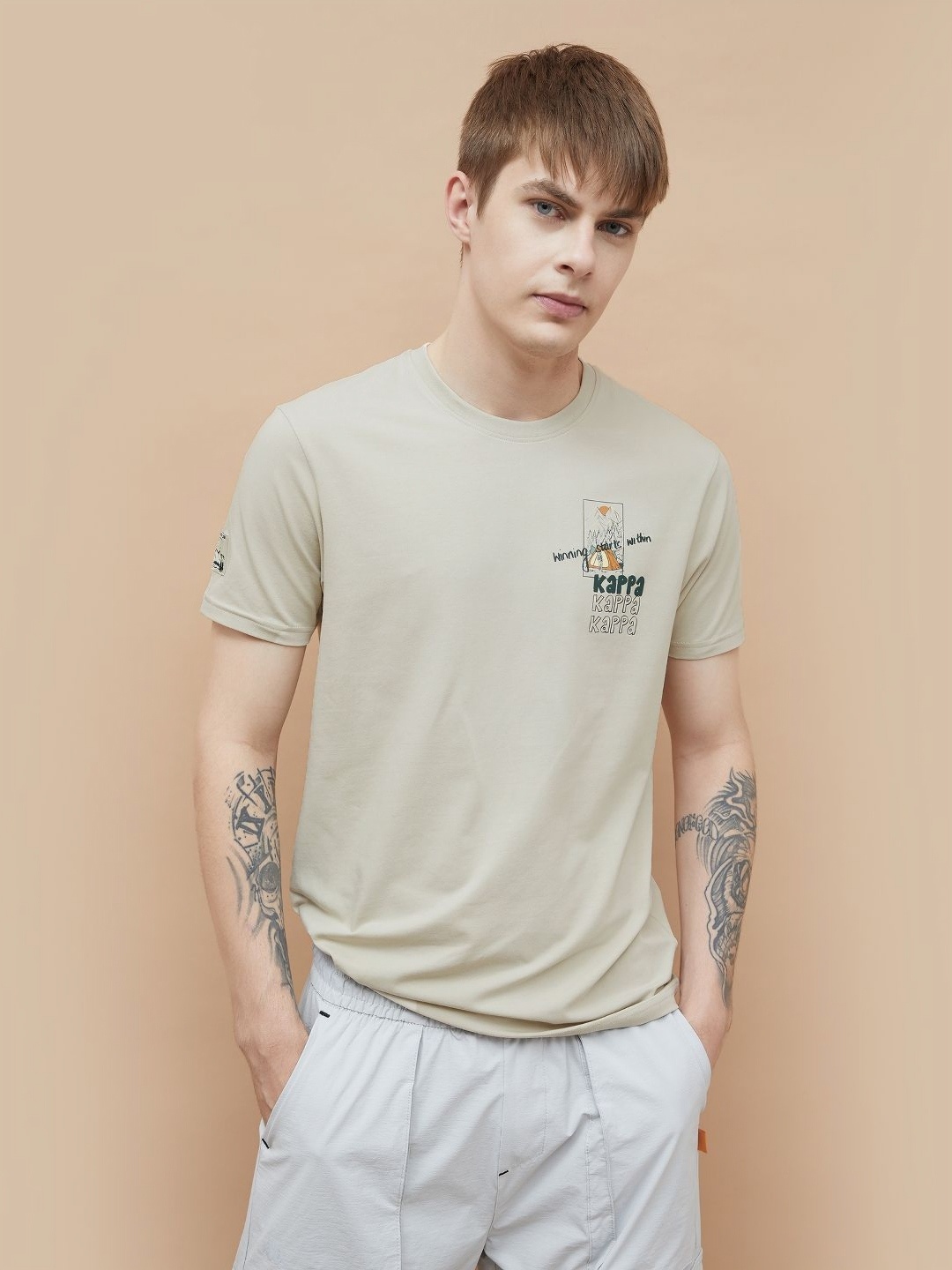 

Kappa Men Typography Applique T-shirt, Beige