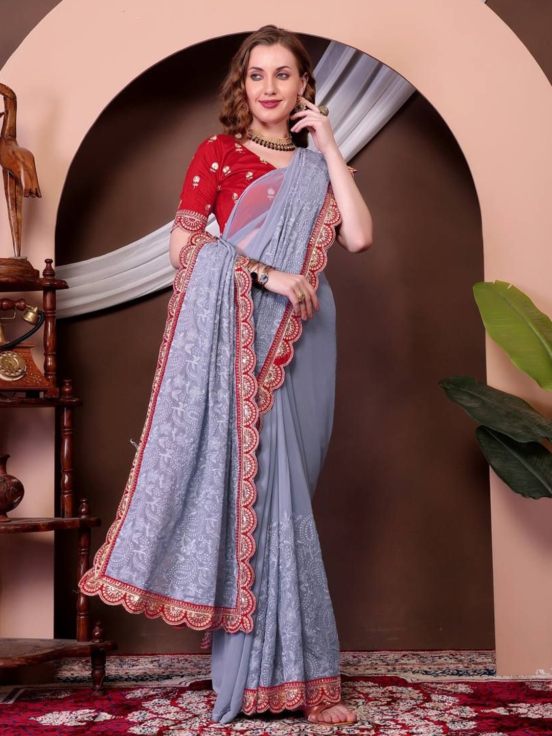 

Moda Rapido Kalamkari Embroidered Pure Georgette Heavy Work Saree, Grey