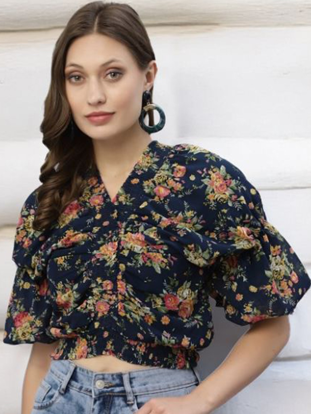 

STYLECAST X KASSUALLY Women Floral Printed Puff Sleeves Blouson Crop Top, Navy blue