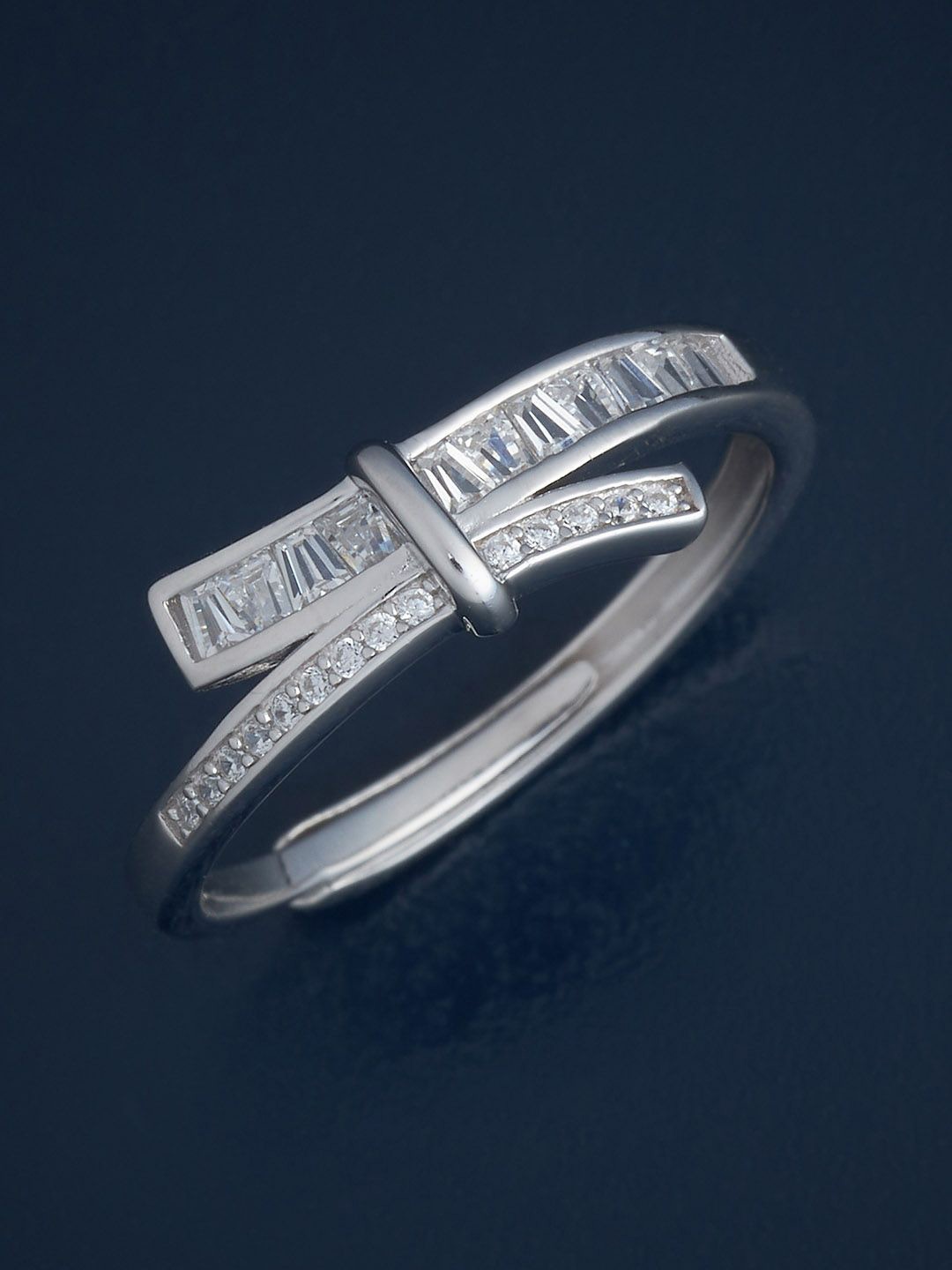 

Kushal's Fashion Jewellery Sterling Silver Rhodium-Plated Cubic Zirconia Temple Finger Ring