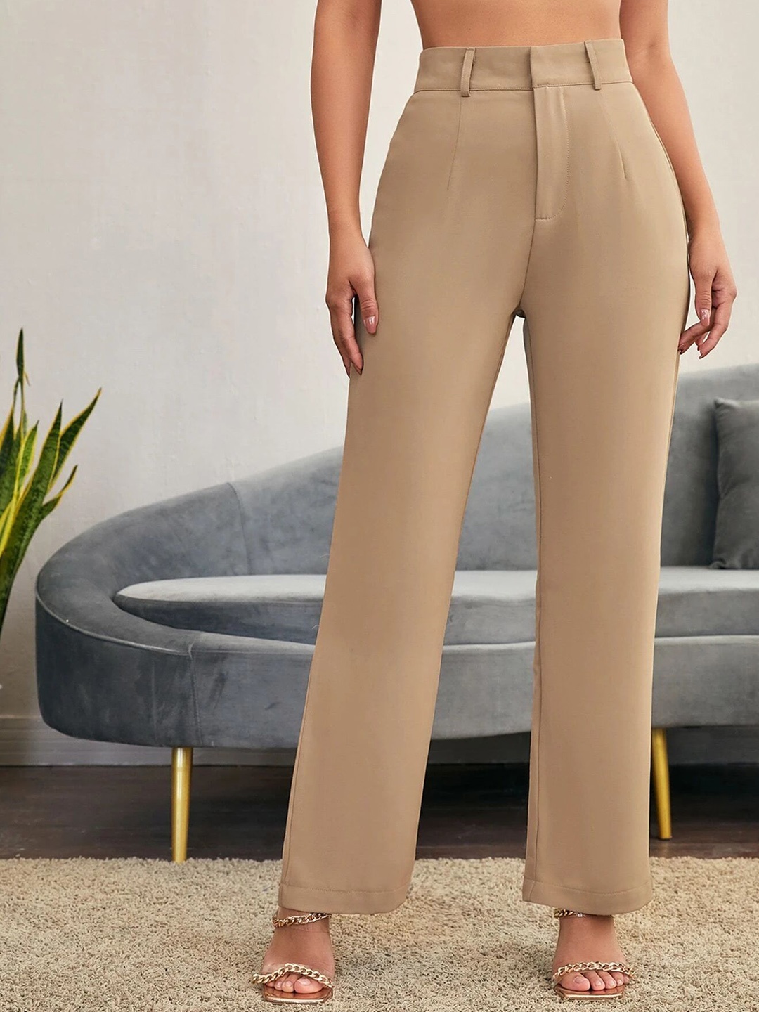 

FNOCKS Women Relaxed Fit High-Rise Trousers, Beige
