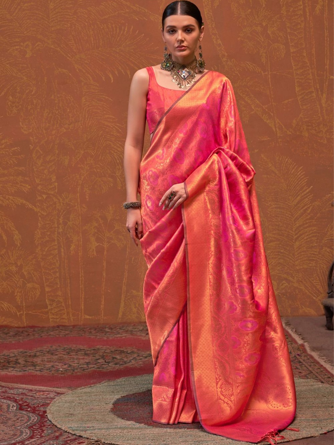 

BLENDIFY Woven Design Zari Banarasi Saree, Orange