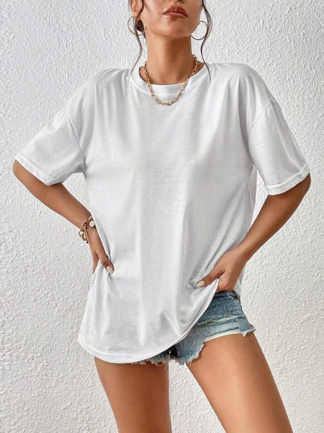 

KASHIAN Women Solid Round Neck Cotton Oversized T-shirt, White