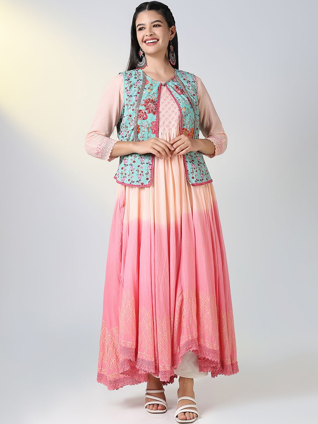 

SHOWOFF Floral Printed Round Neck Anarkali Kurtas With Jacket, Peach