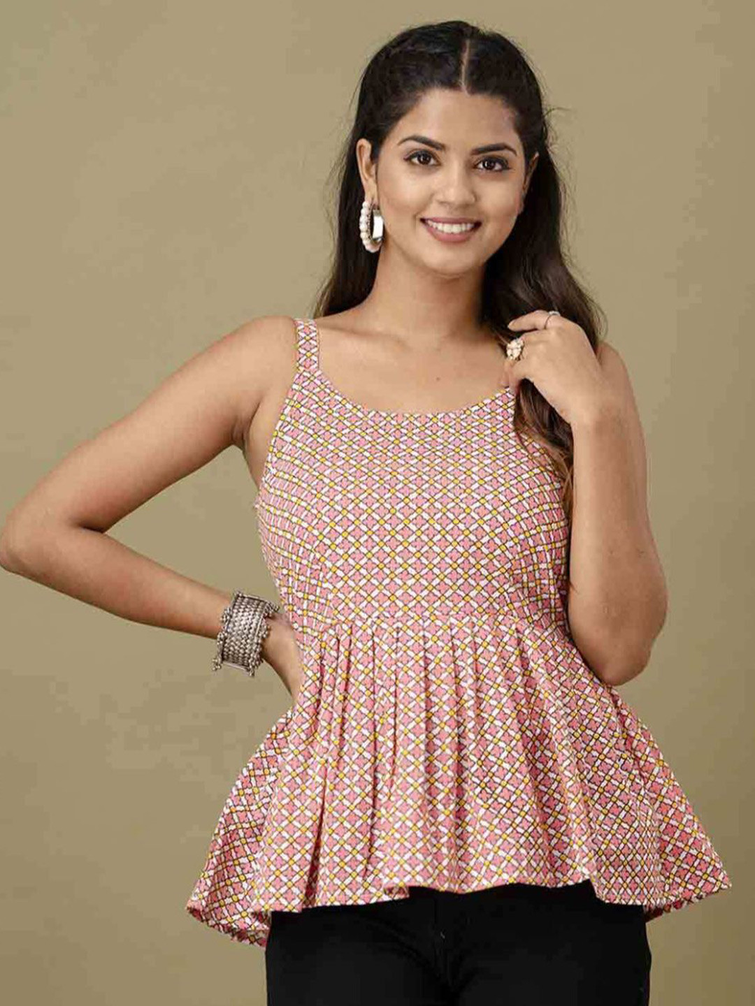 

Rangun Floral Printed Handloom Shoulder Straps Top, Pink