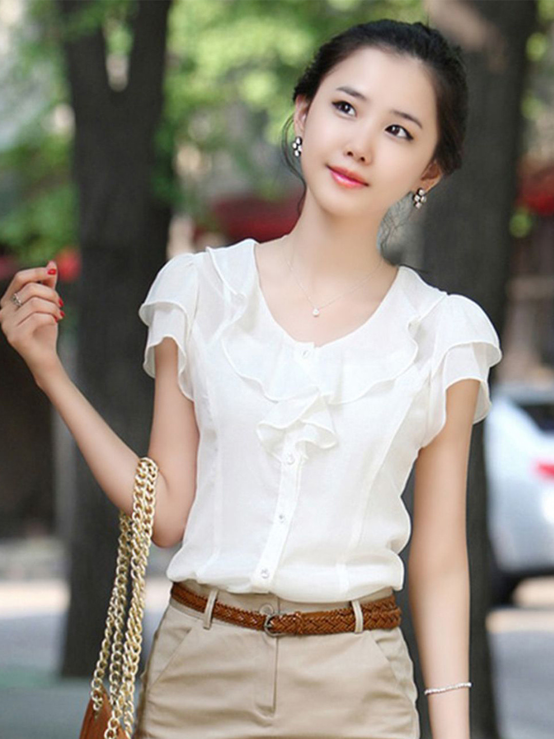 

Mast & Harbour Women V-Neck Ruffles Blouson Top, White