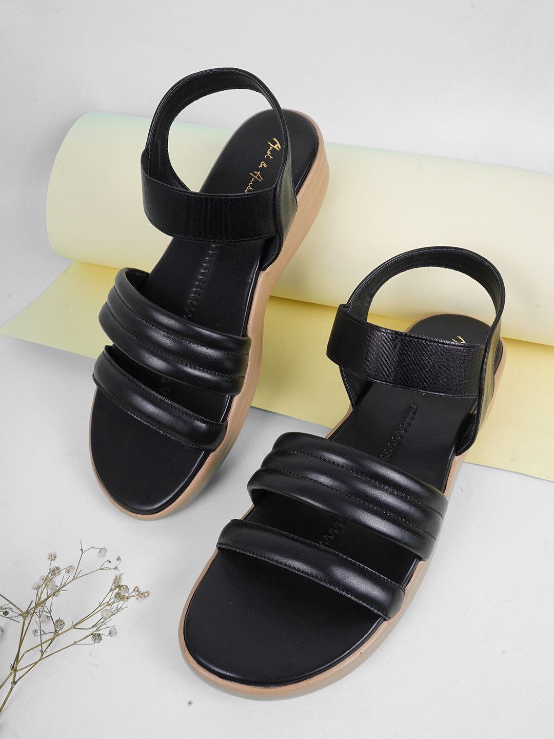 

Mast & Harbour Women Flatform Sandals, Black