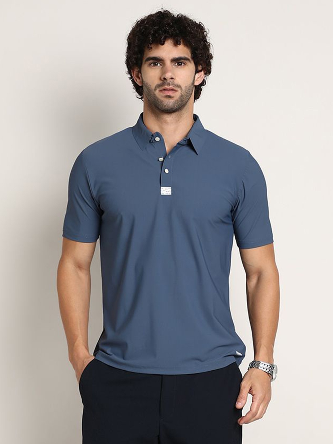 

Campus Sutra Men Solid Polo Collar T-shirt, Grey