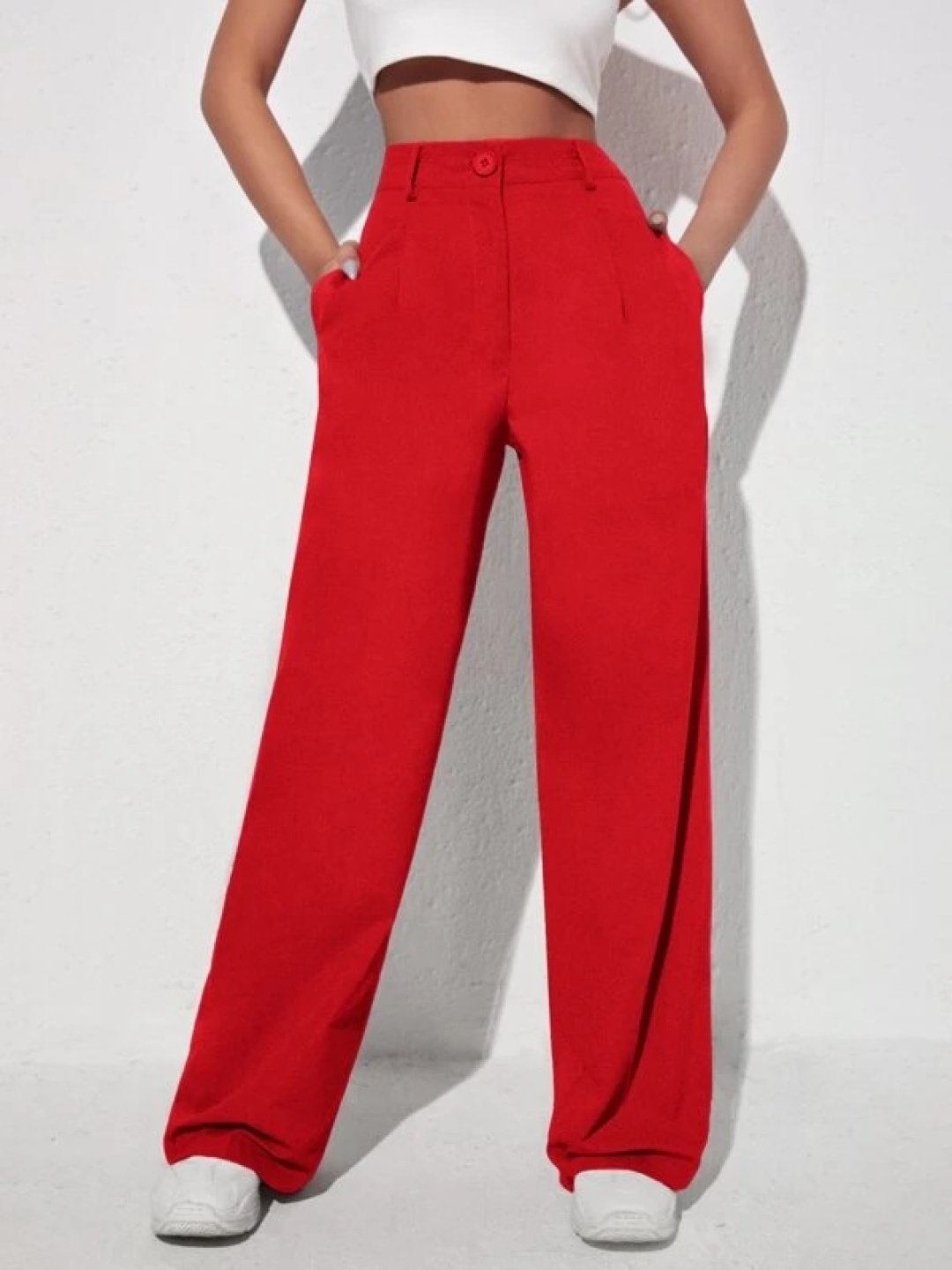 

FNOCKS Women Relaxed Flared High-Rise Trousers, Red