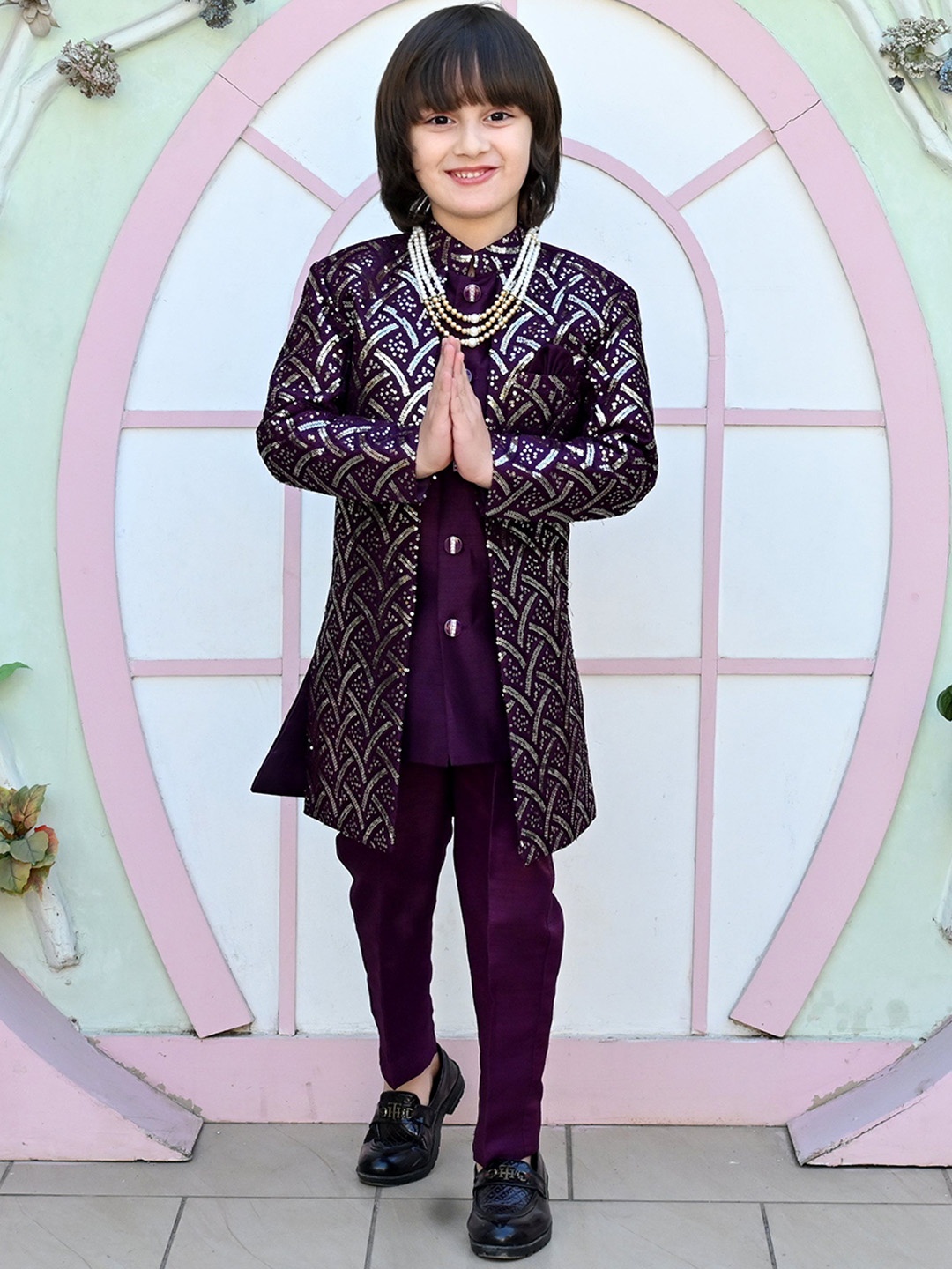 

ahhaaaa Boys Sequinned Embroidered Sherwani Set, Burgundy