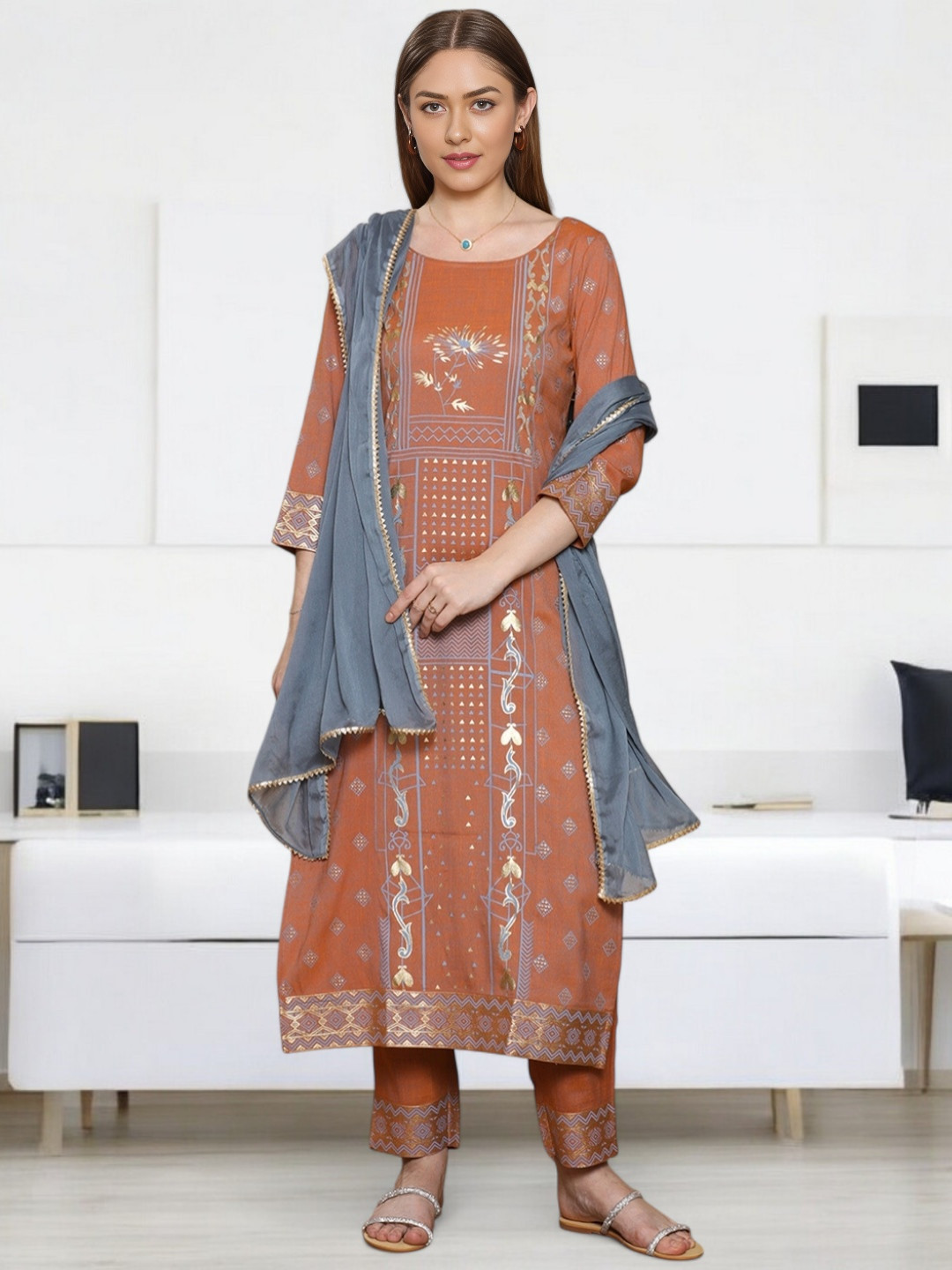 

Jeff co-op Geometric Printed Round Neck Kurta With Trousers & Dupatta, Rust