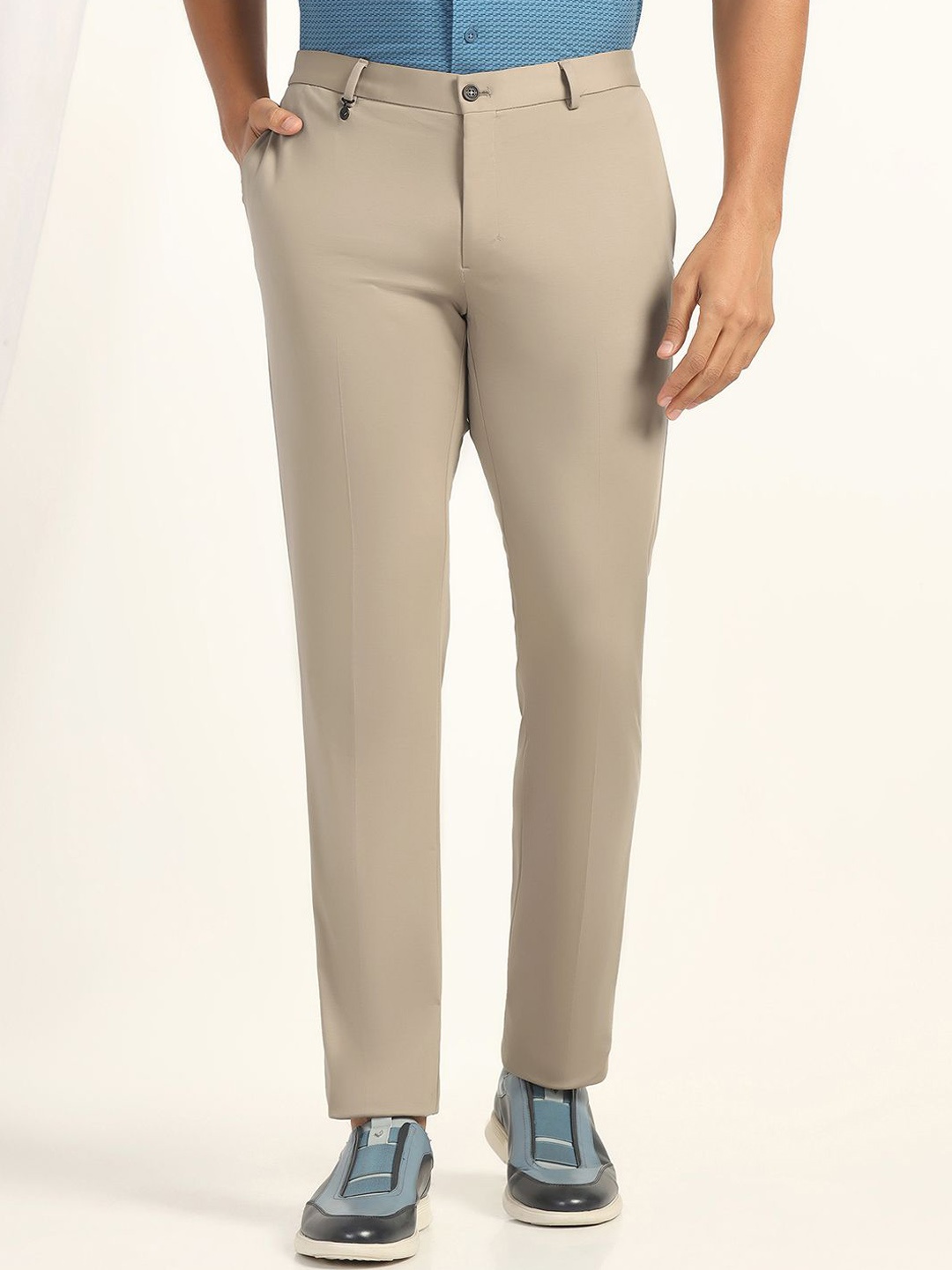 

Blackberrys Men B-91 Skinny Fit Mid-Rise Chinos, Beige