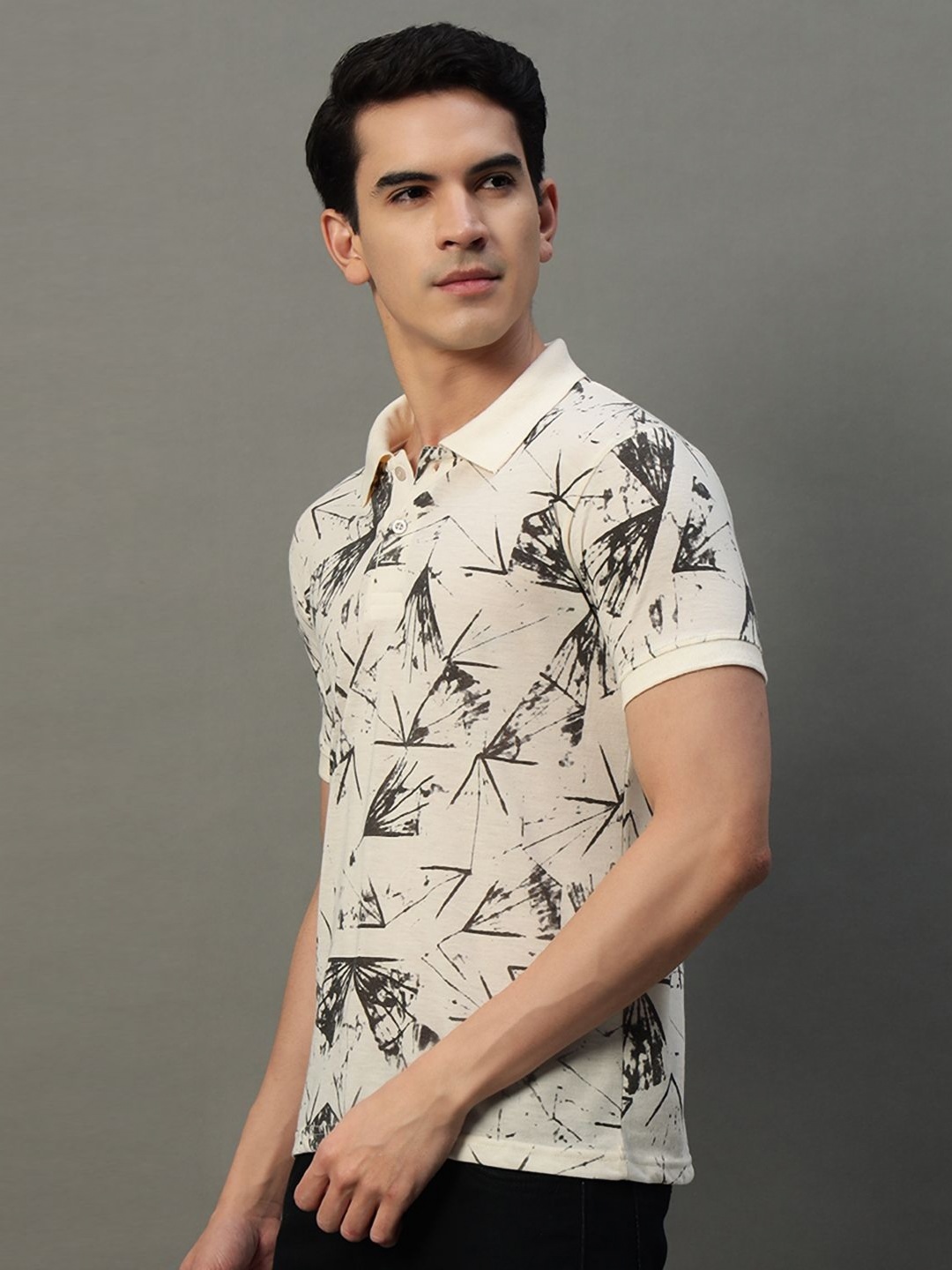 

SIMPLE SOLUTION Men Graphic Printed Polo Collar Cotton T-shirt, Cream