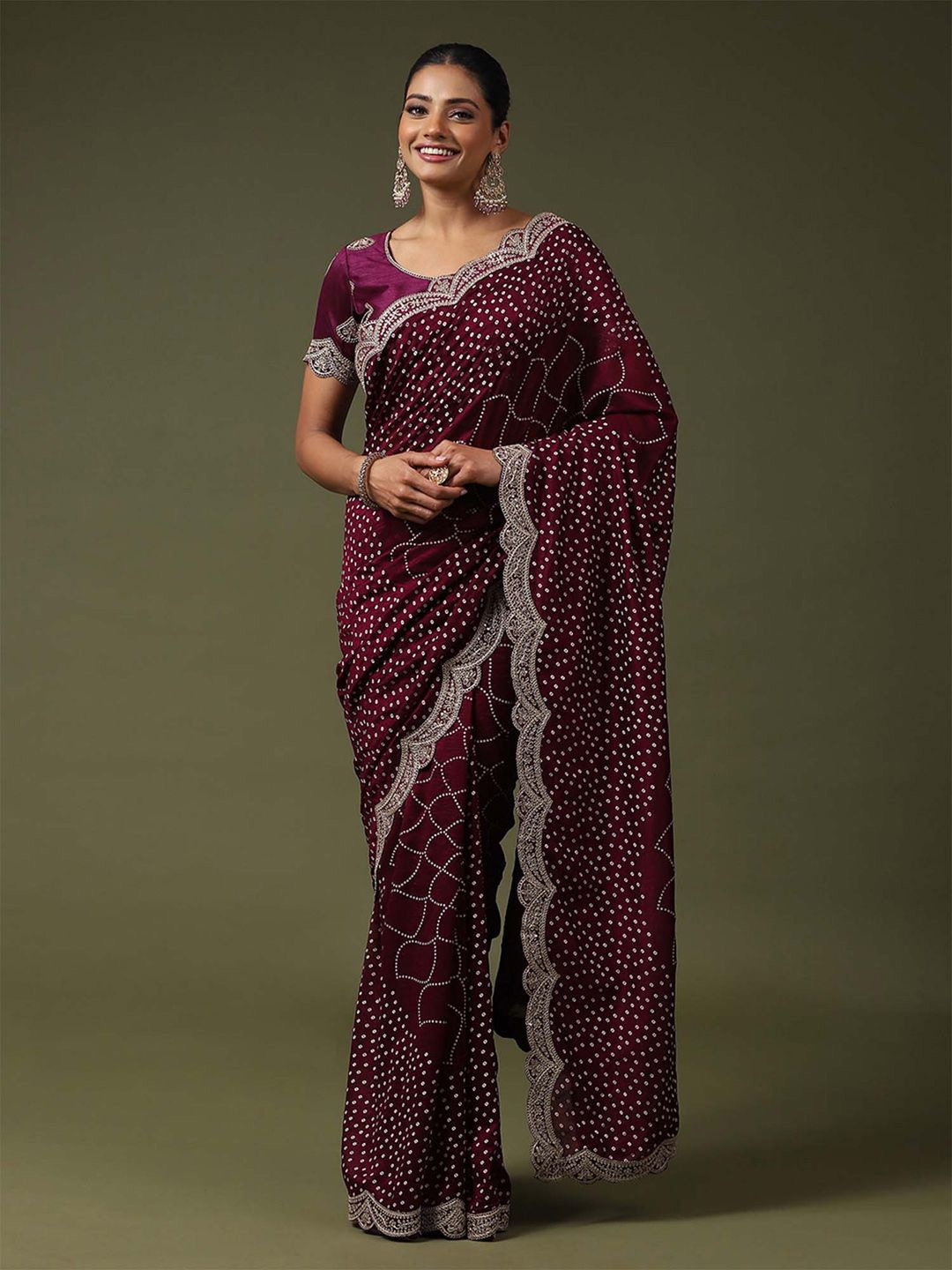 

Saree mall Bandhani Embroidered Silk Blend Sarees, Magenta