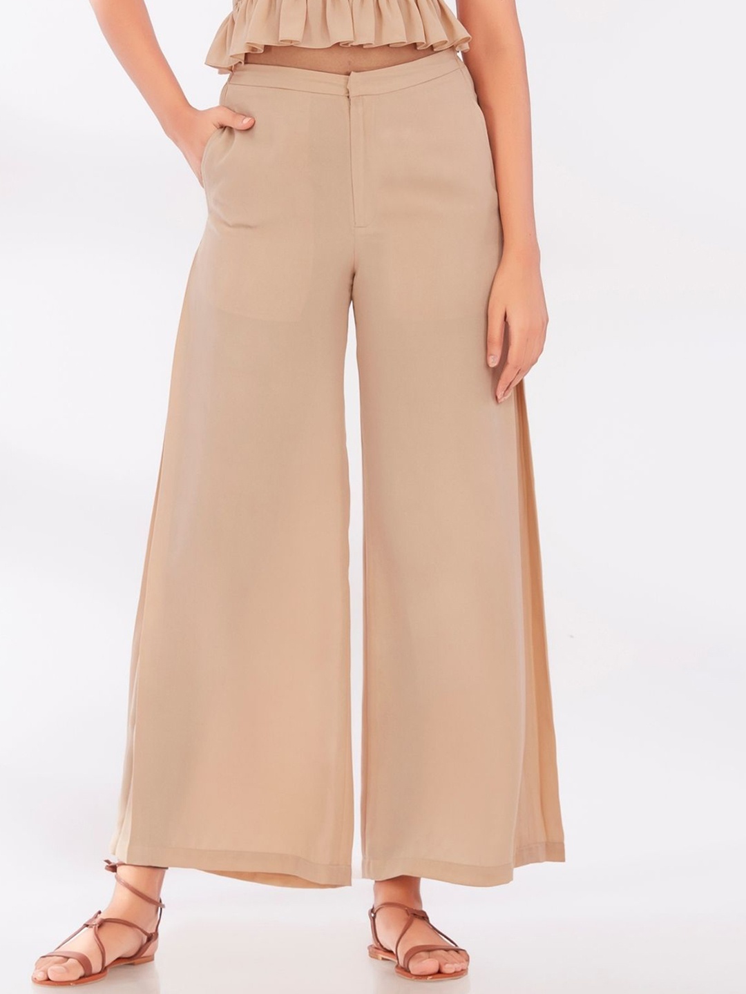 

KAIN Women High-Rise Parallel Trousers, Beige
