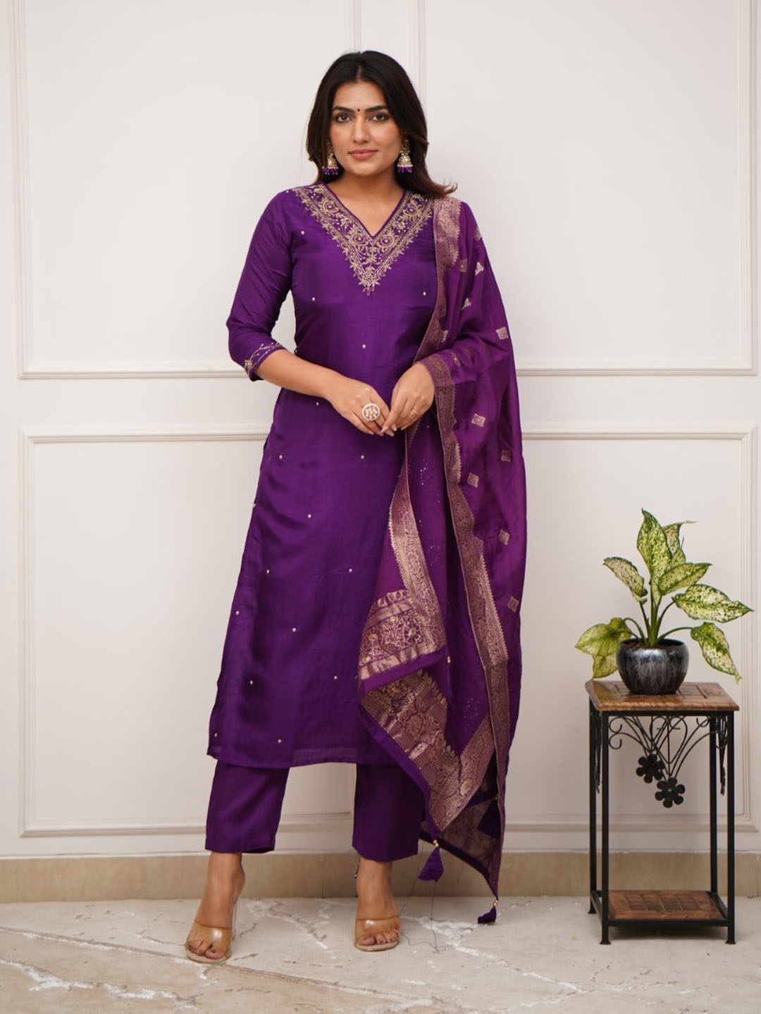 

KALINI V-Neck Floral Embroidered Chanderi Silk Straight Kurta With Trouser And Dupatta, Purple