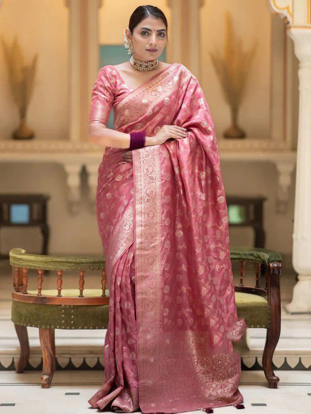 

DIVASTRI Woven Design Zari Pure Silk Designer Banarasi Saree, Pink