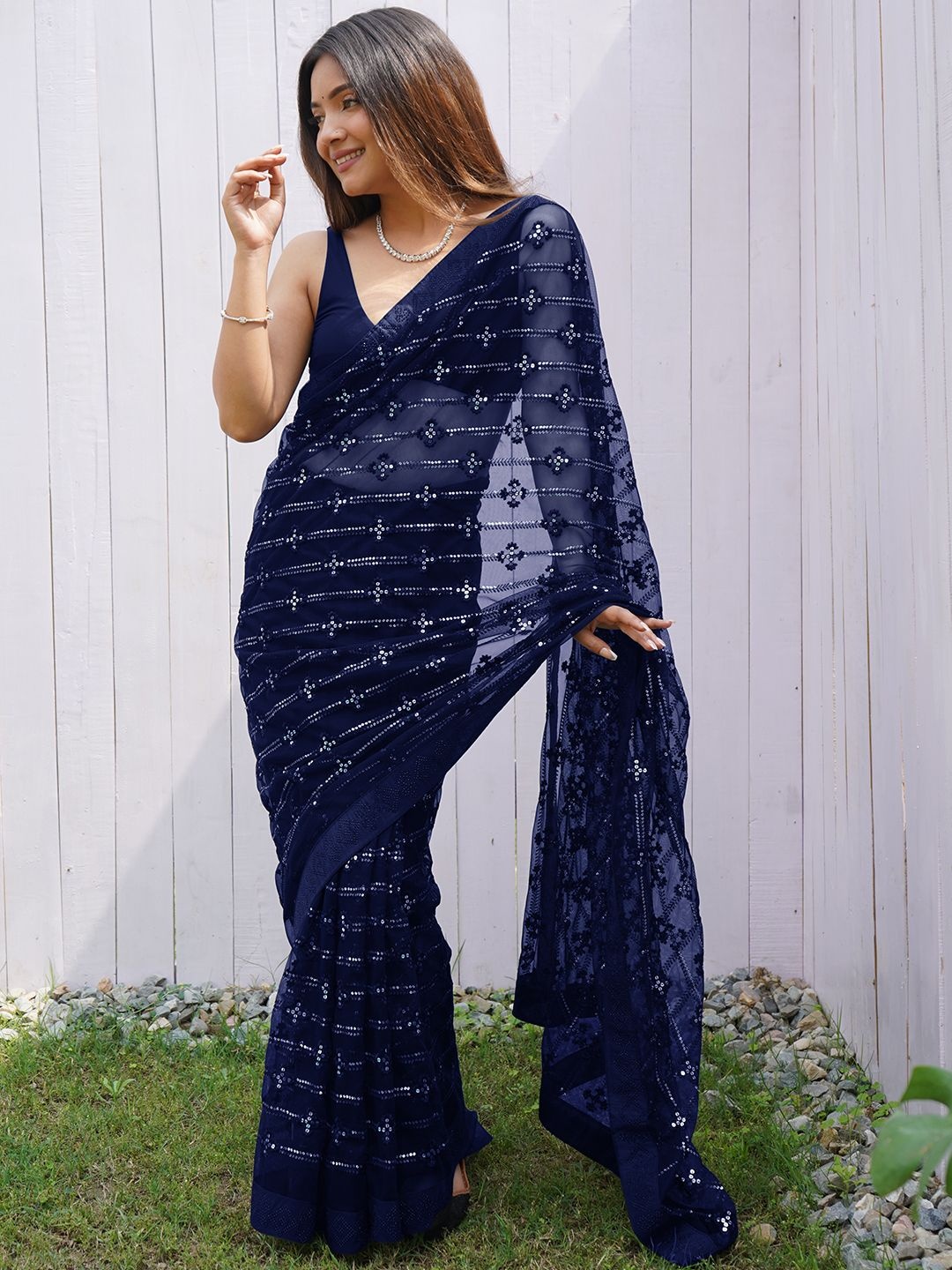 

LeeliPeeri Designer Embellished Sequinned Net Designer Saree, Navy blue